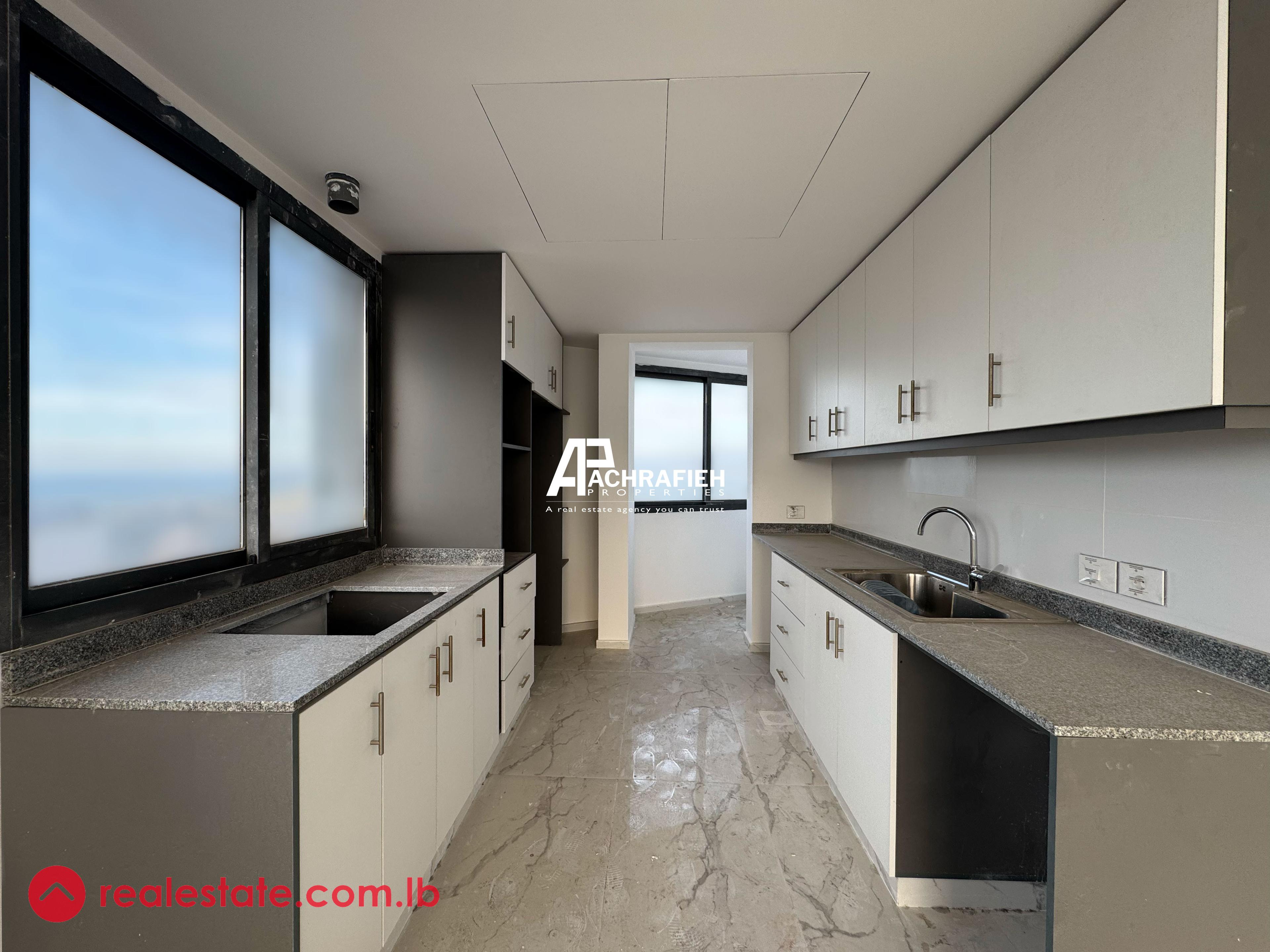 Sea View - 180 Sqm - Apartment for Sale in Achrafieh