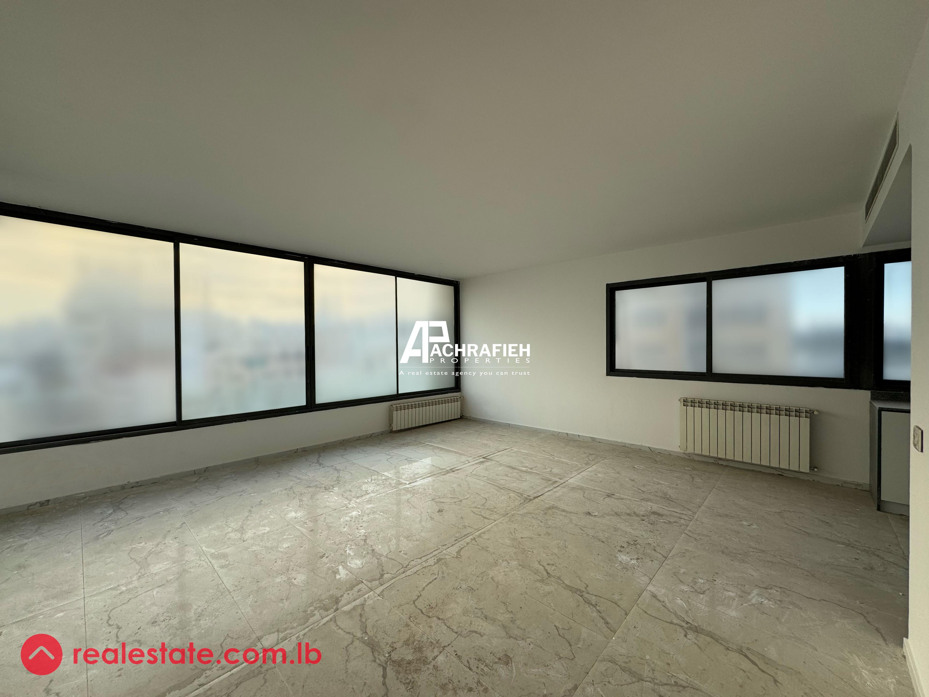 Sea View - 180 Sqm - Apartment for Sale in Achrafieh