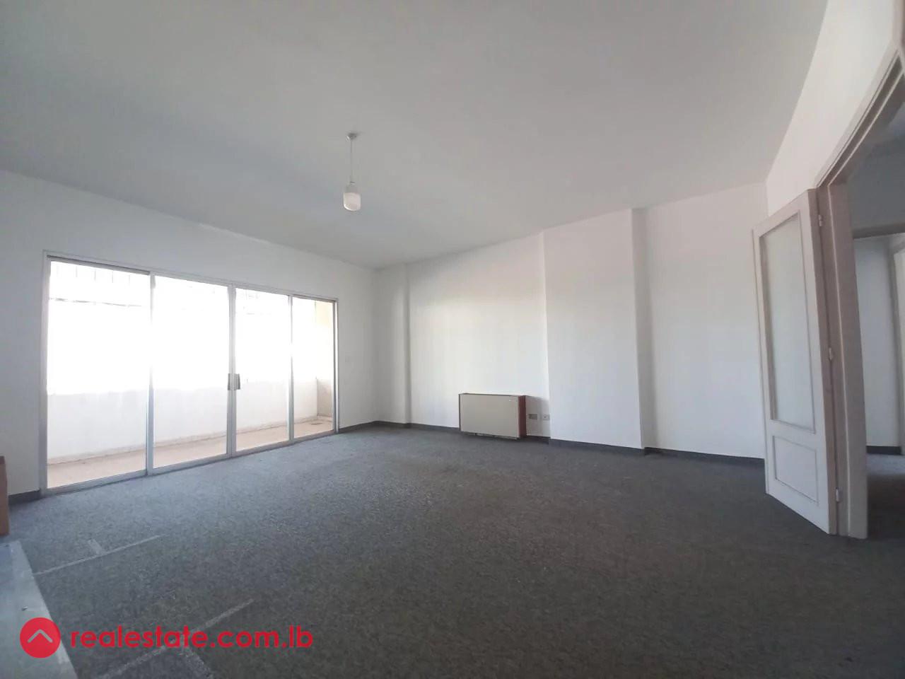 Executive office space for rent in dekwaneh!!