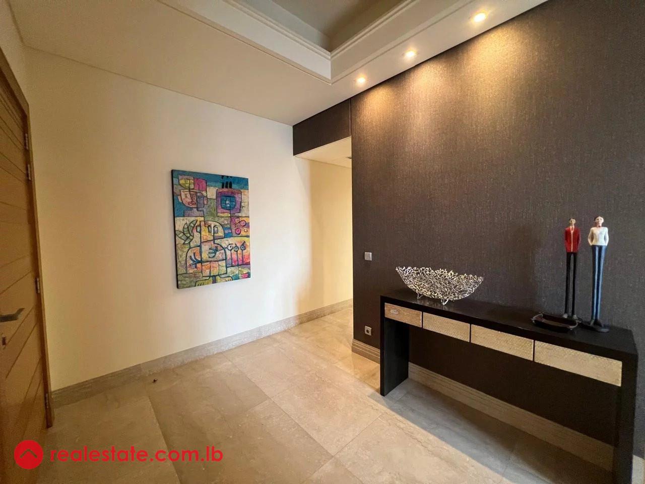 Elegant 2-Bedroom Apartment with Scenic Balcony & Gym in Downtown
