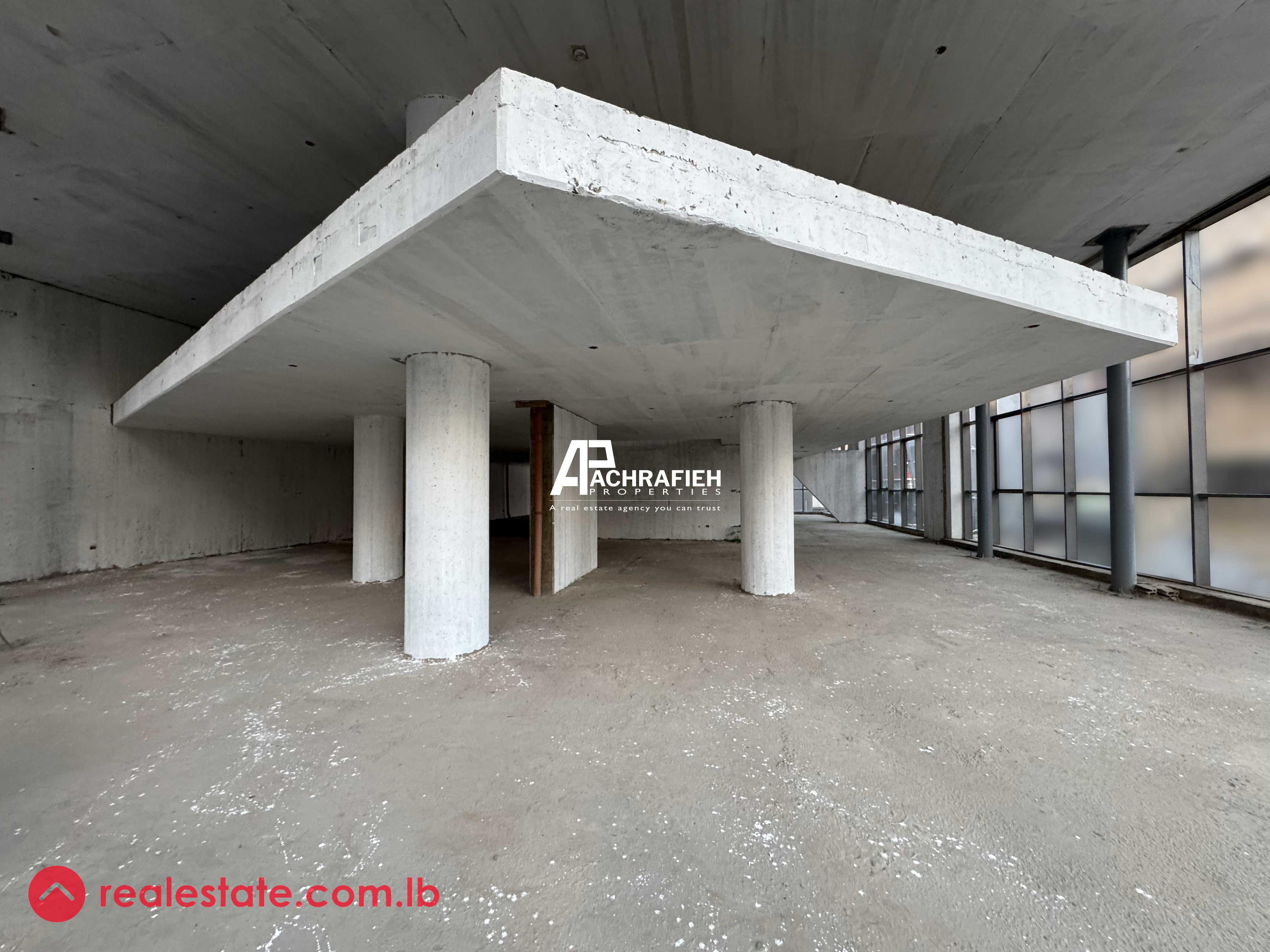820 Sqm + Mezzanine | Office For Rent in Achrafieh