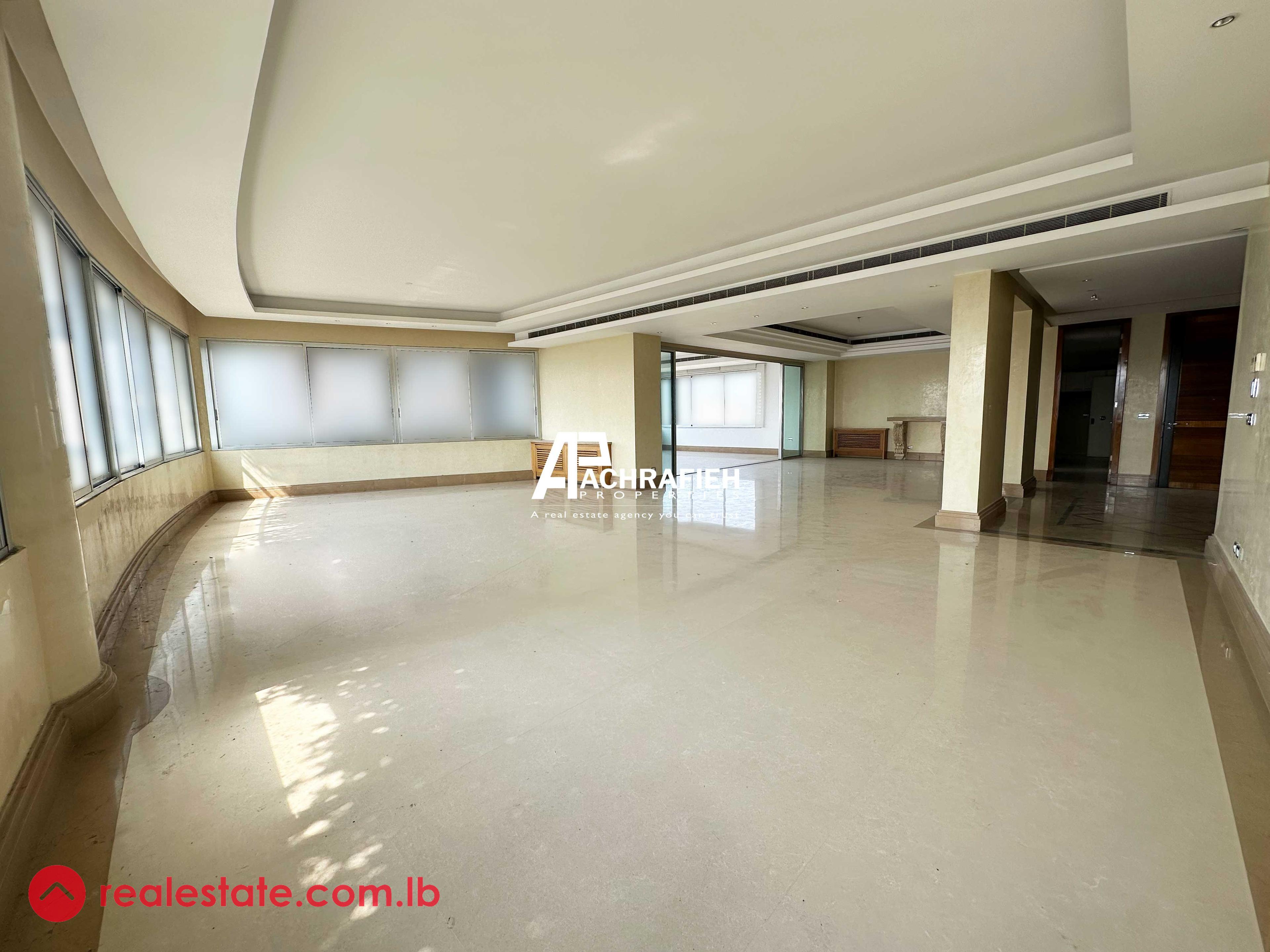 Golden Area | Seaview | 4 Master Bedrooms