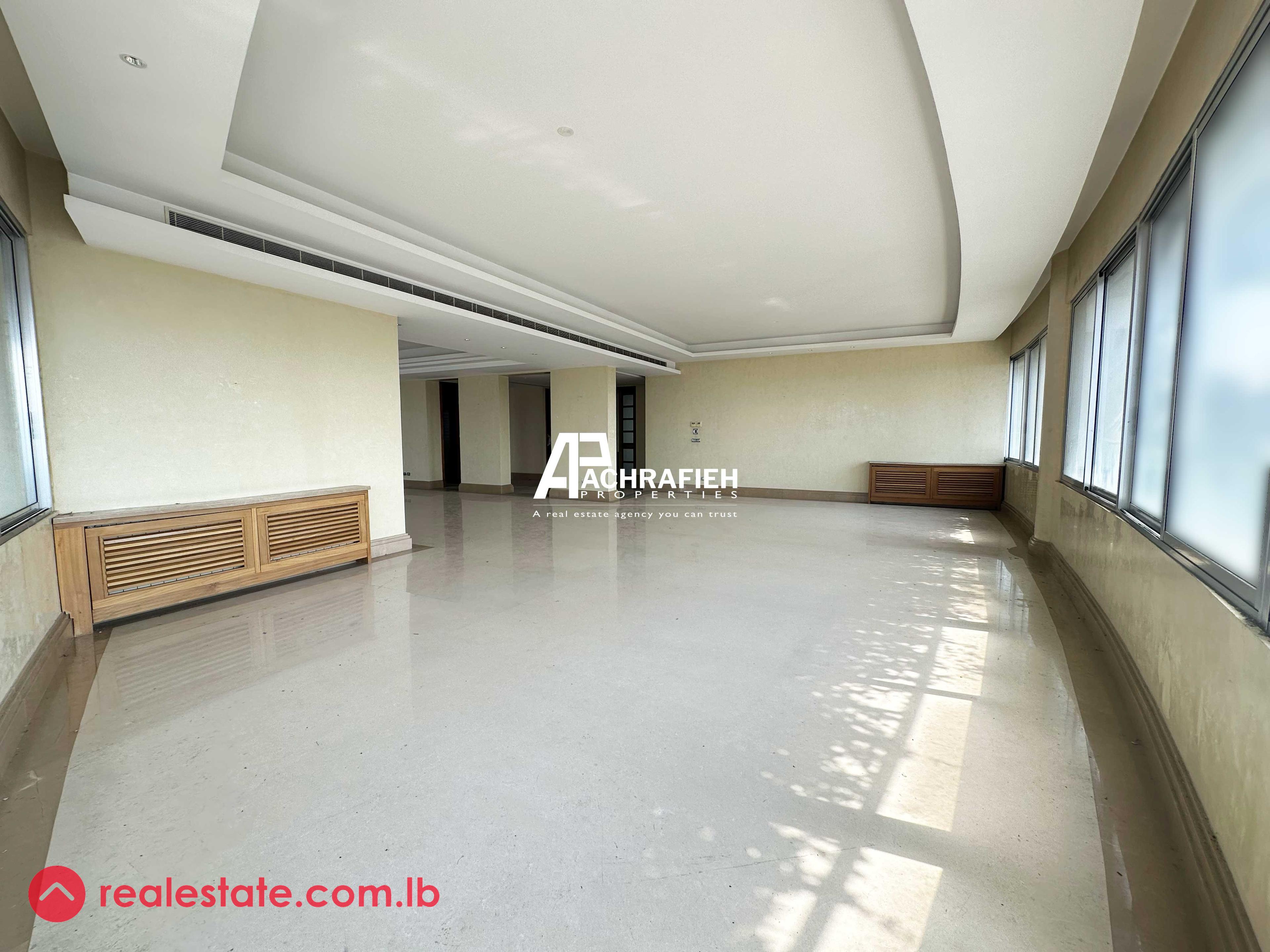 Golden Area | Seaview | 4 Master Bedrooms