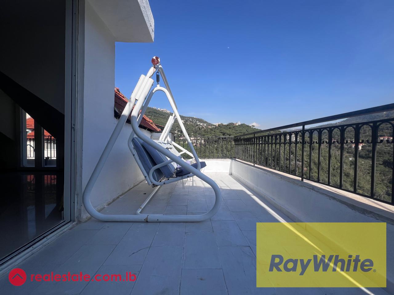 Furnished duplex for rent in Baabdat