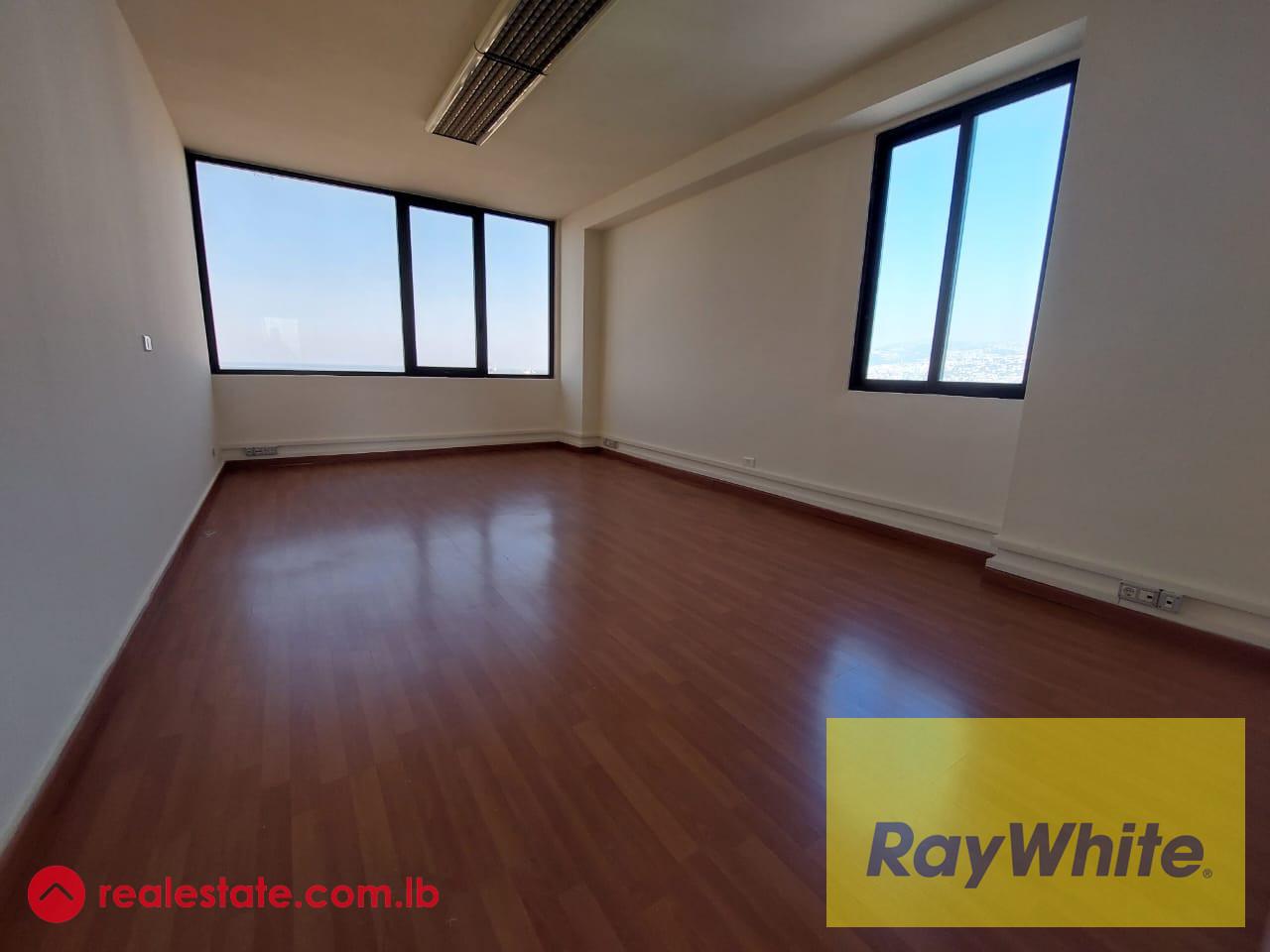 Office for rent in Dora