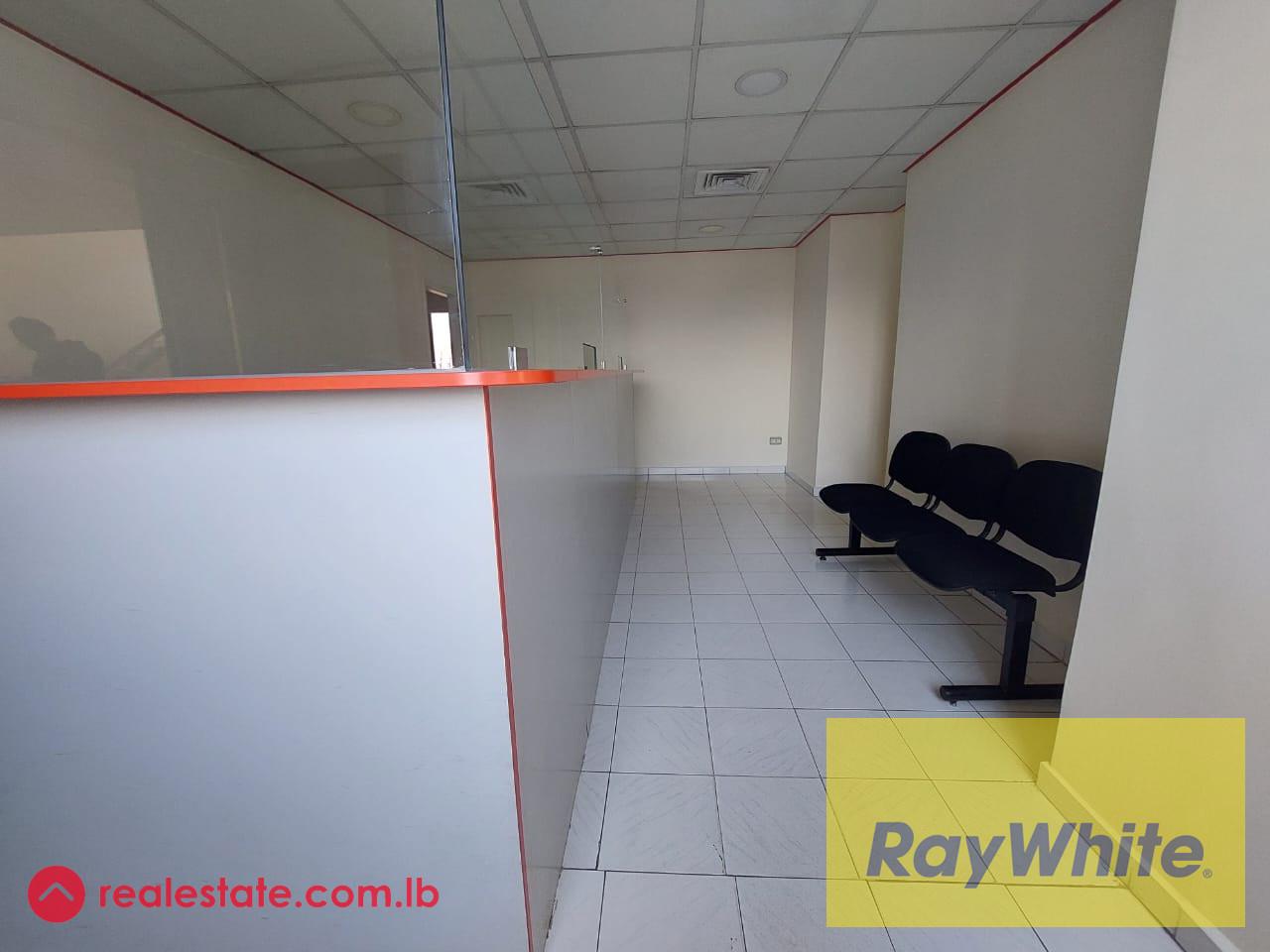 Office for rent in Dora