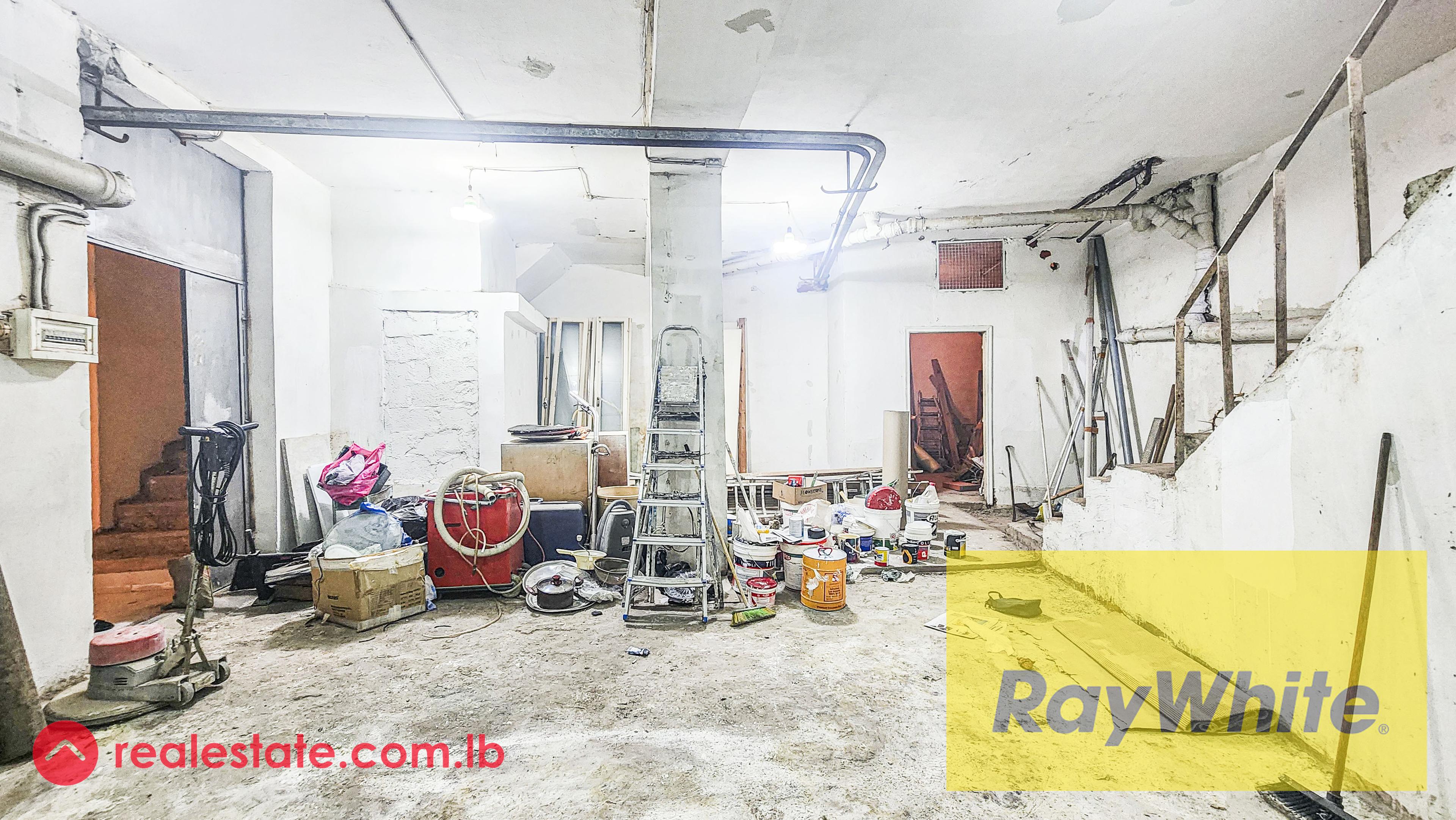 Warehouse for rent in Achrafieh