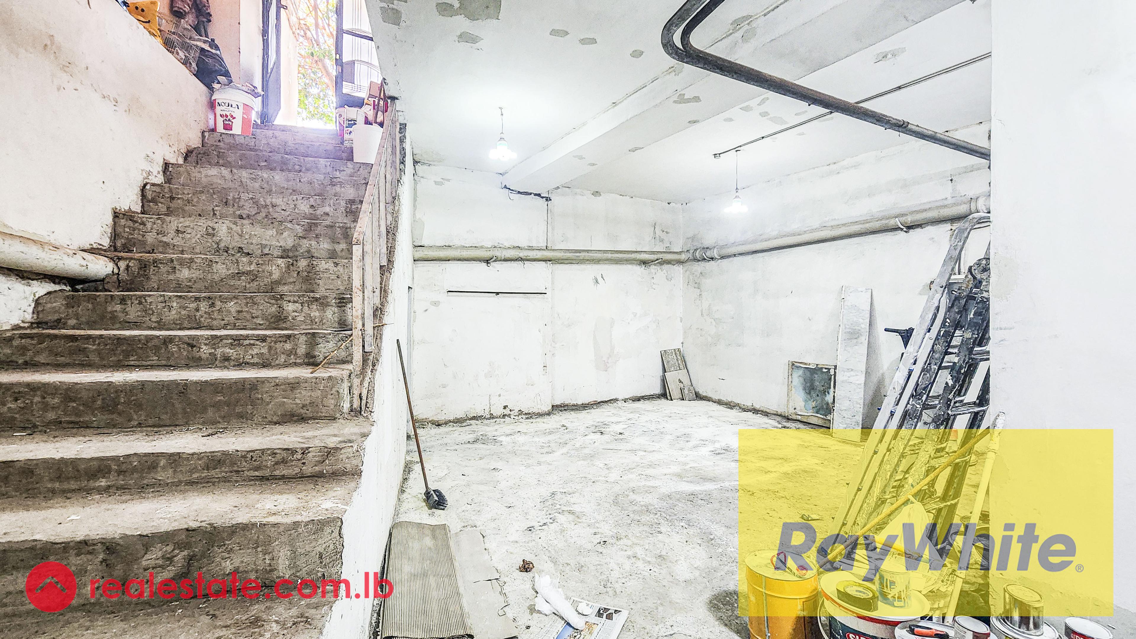 Warehouse for rent in Achrafieh