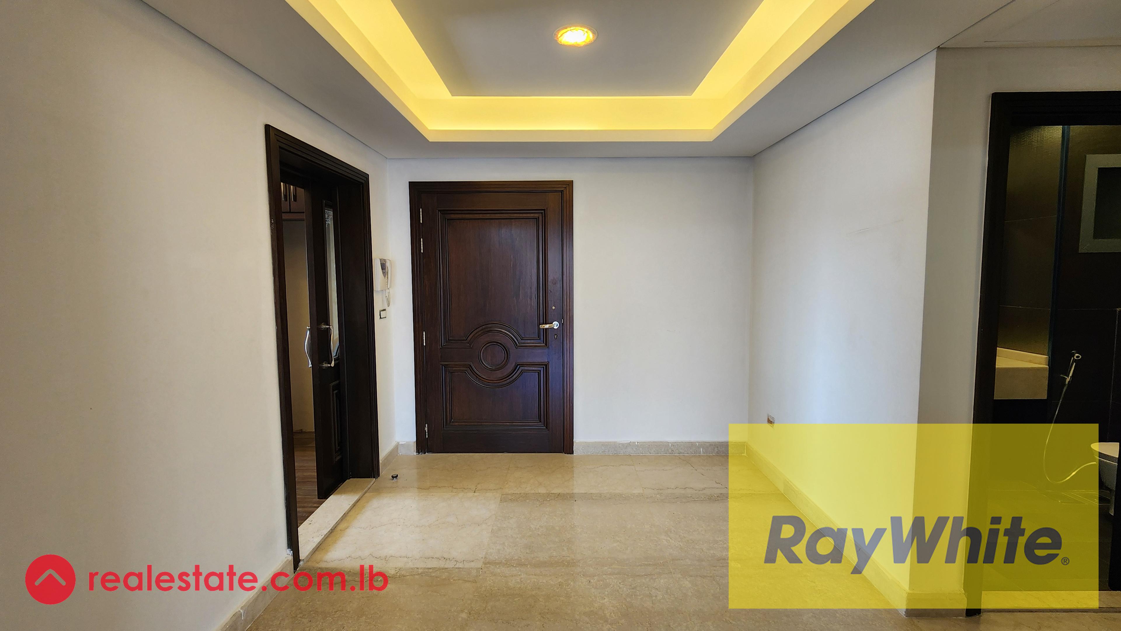 Full-Floor Apartment for Sale in Horch Tabet – Prime Location