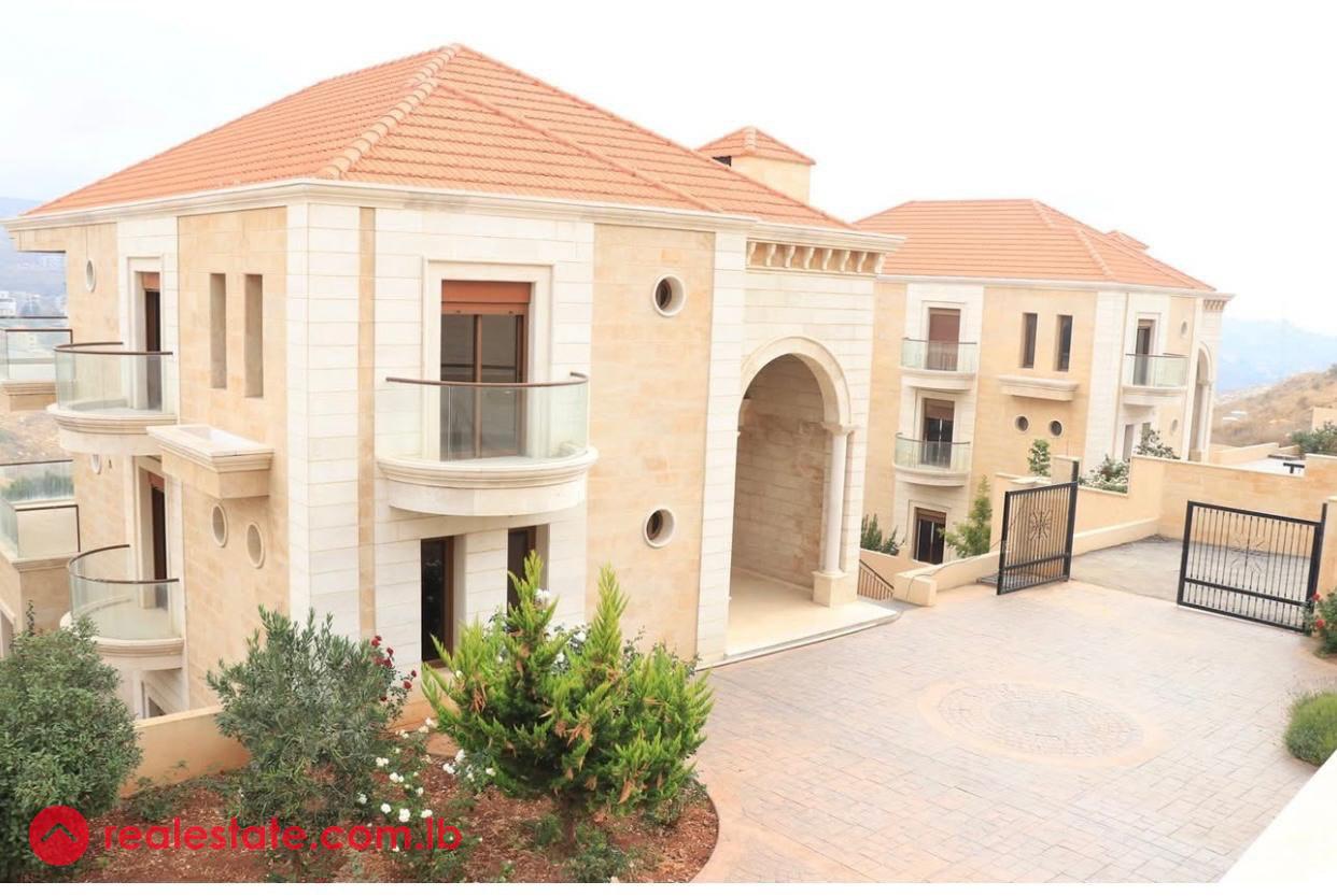 Elegant Villa for Sale in Prestigious Sawfar Compound