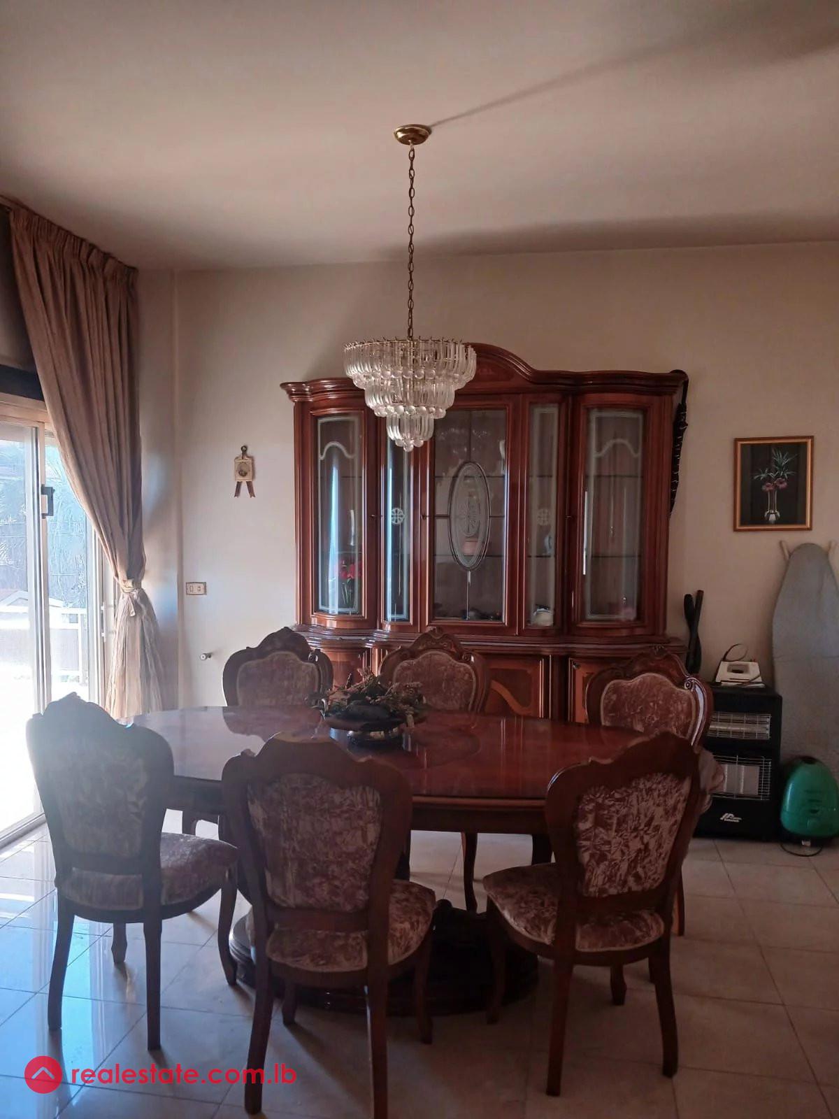 Apartment with terrace in the heart of Haret Sakher