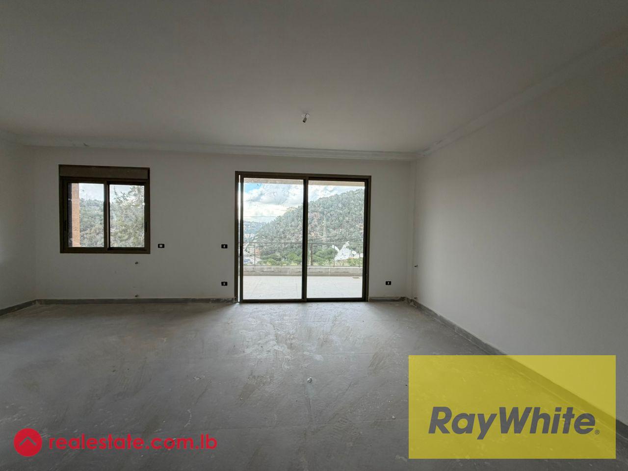 Brand new apartment for sale in Jouret el Ballout