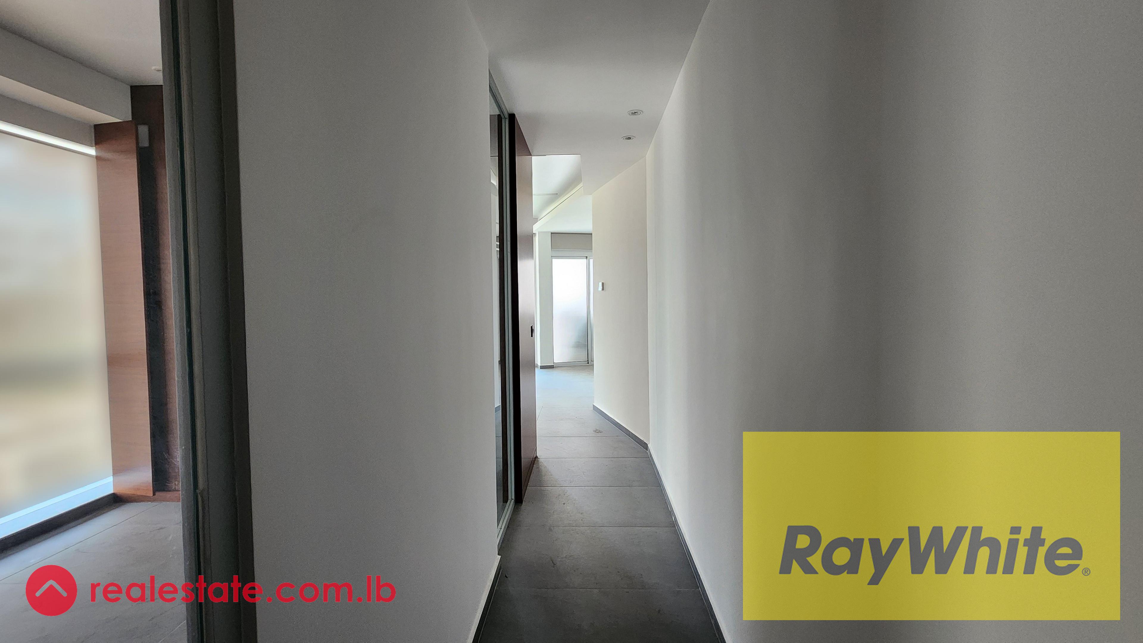 Office For Rent in Horch Tabet