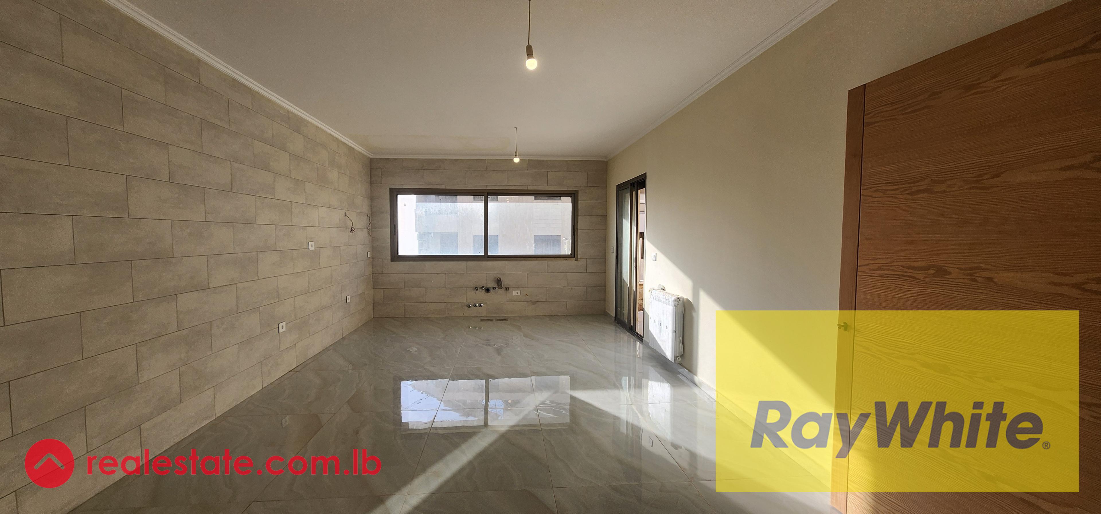 Apartment for sale in Ain Aar