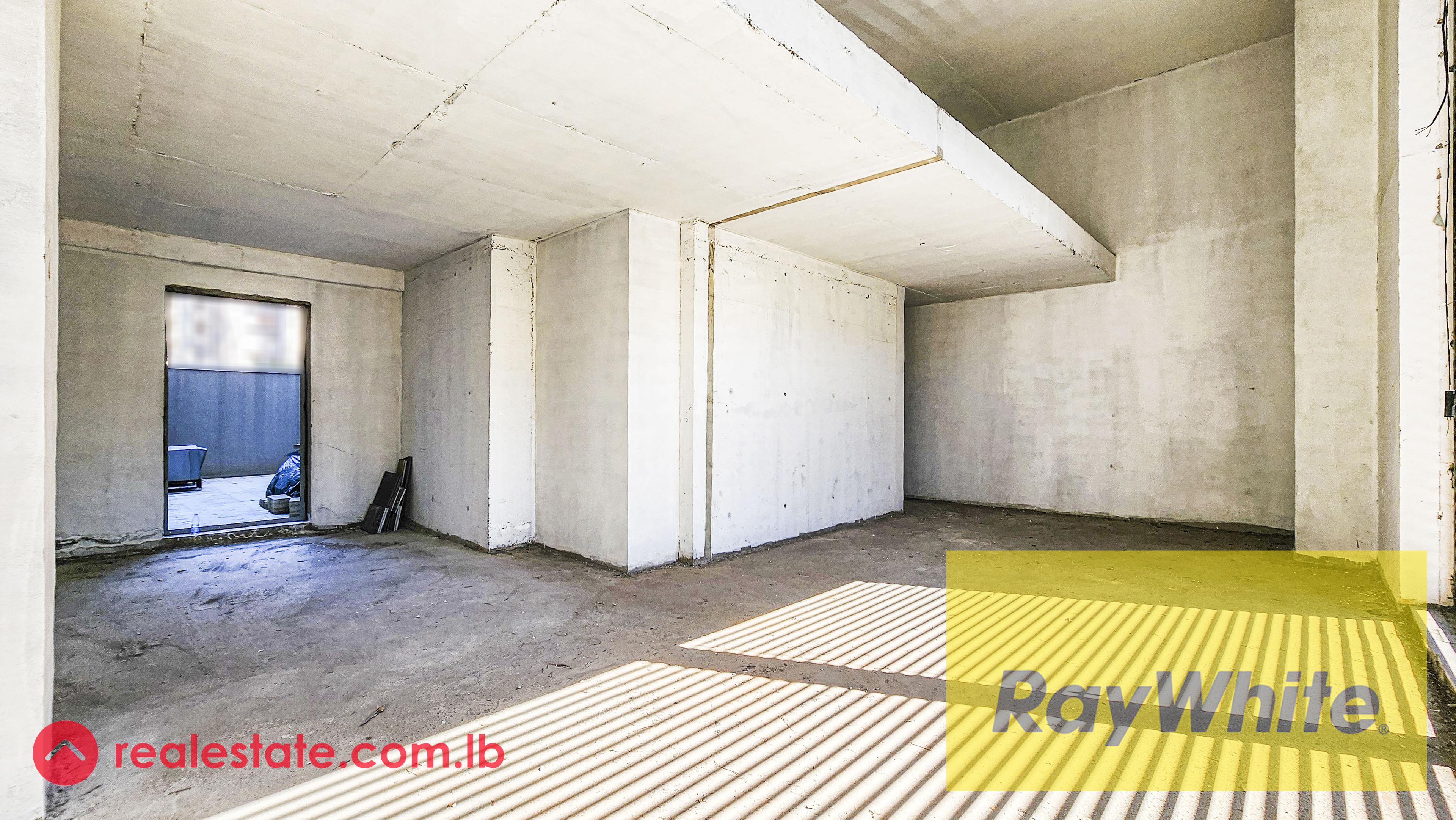 Shop for sale in Achrafieh