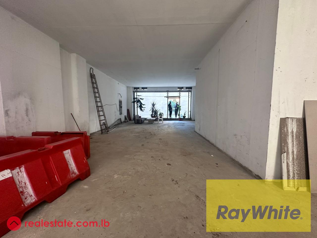 Shop for Rent in Downtown