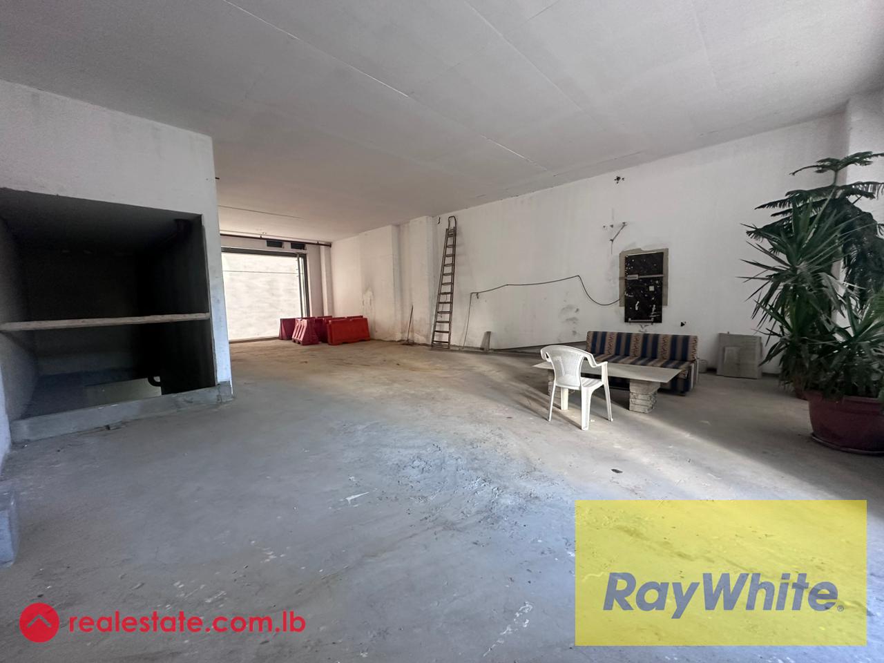 Shop for Rent in Downtown