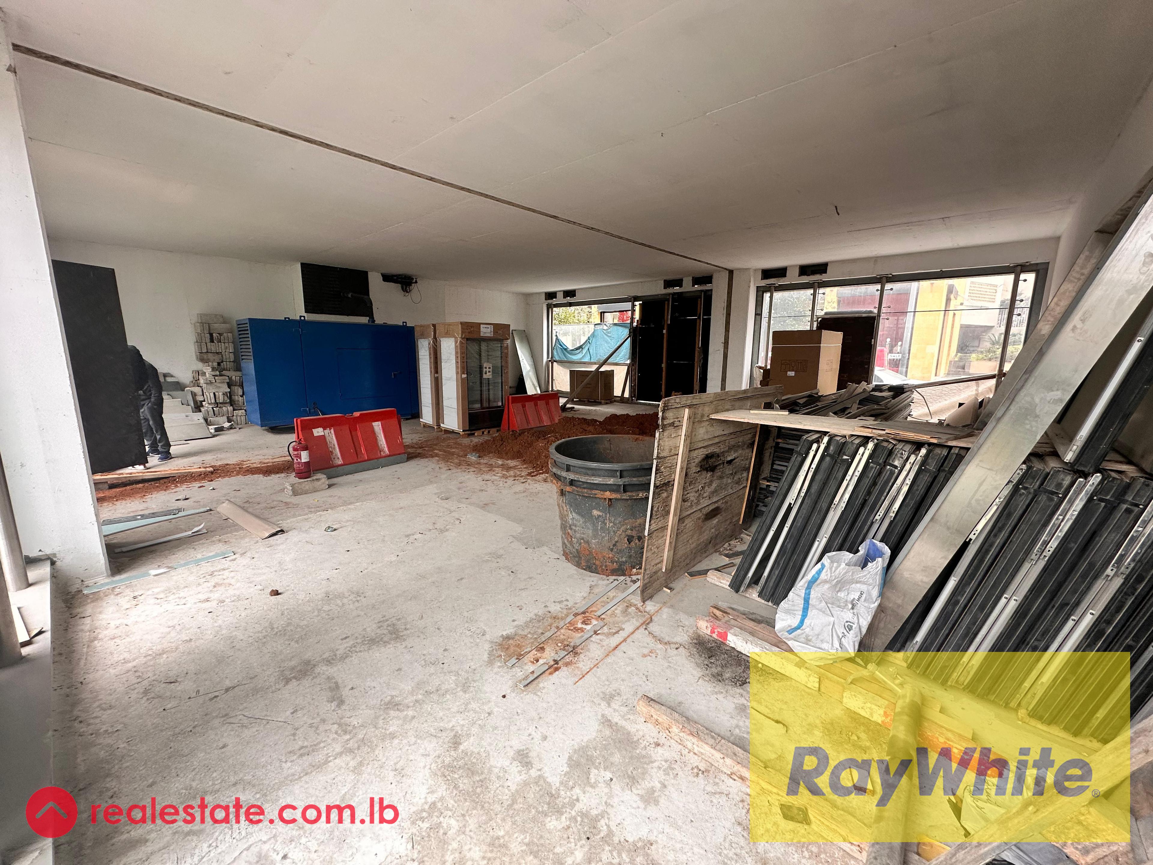 Shop for Rent in Downtown