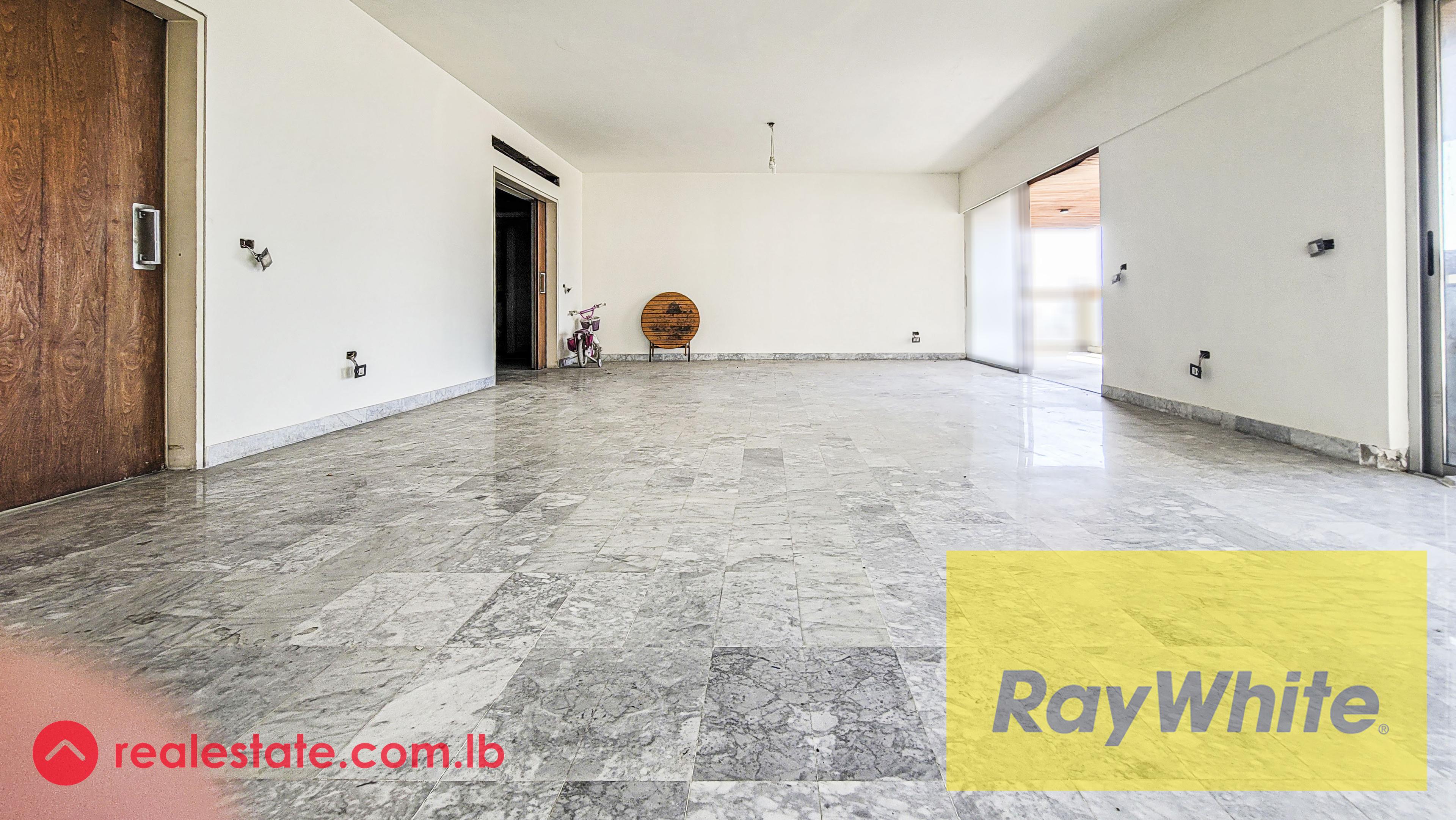 Office for rent in Achrafieh