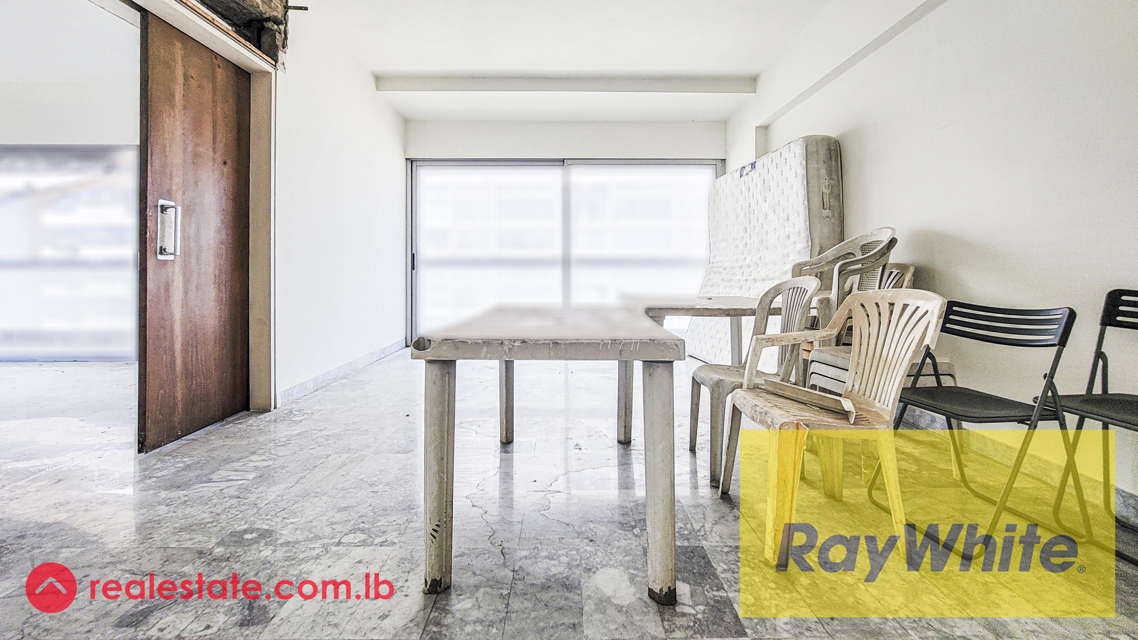 Office for rent in Achrafieh