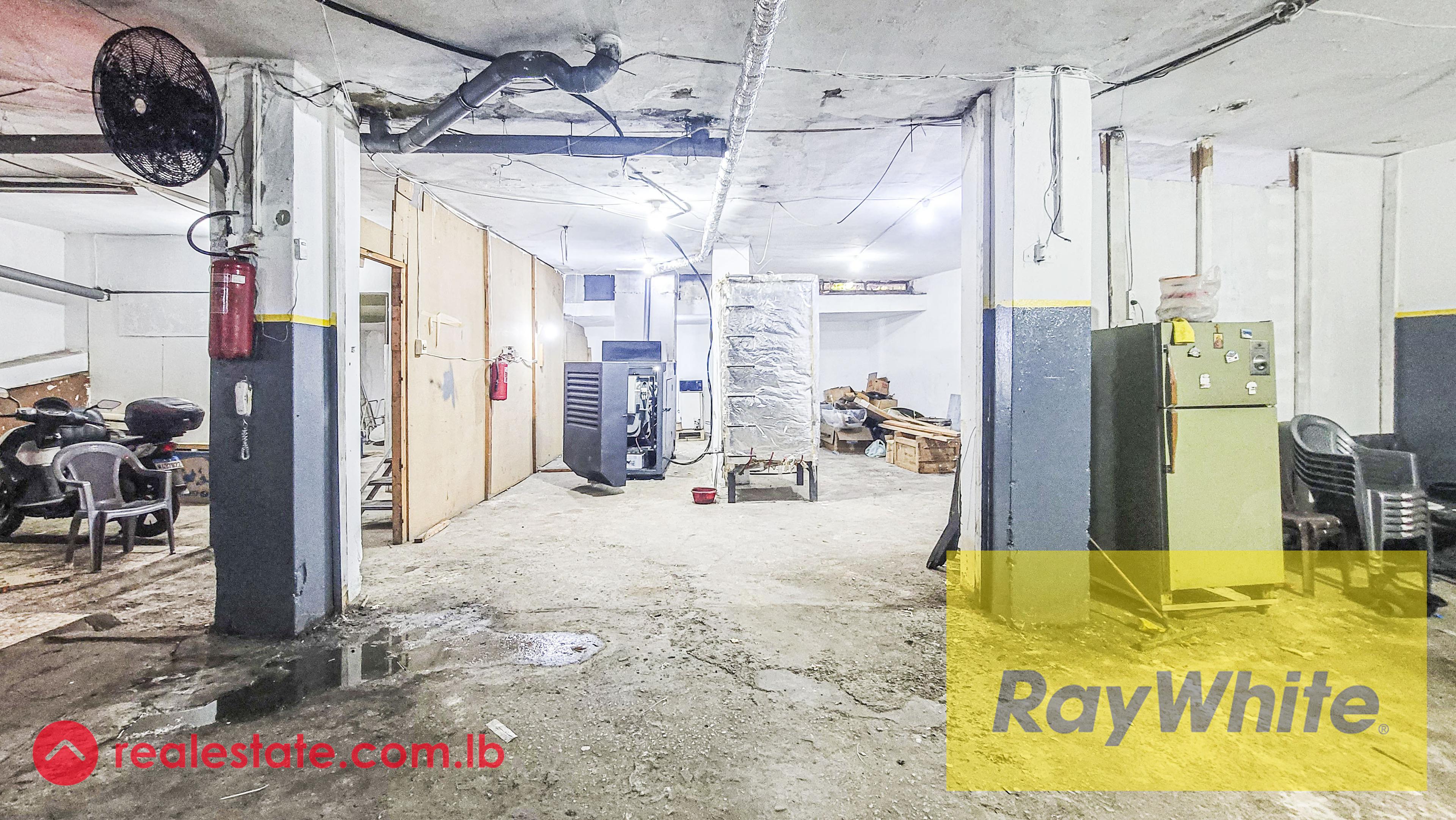 Warehouse for sale in Achrafieh