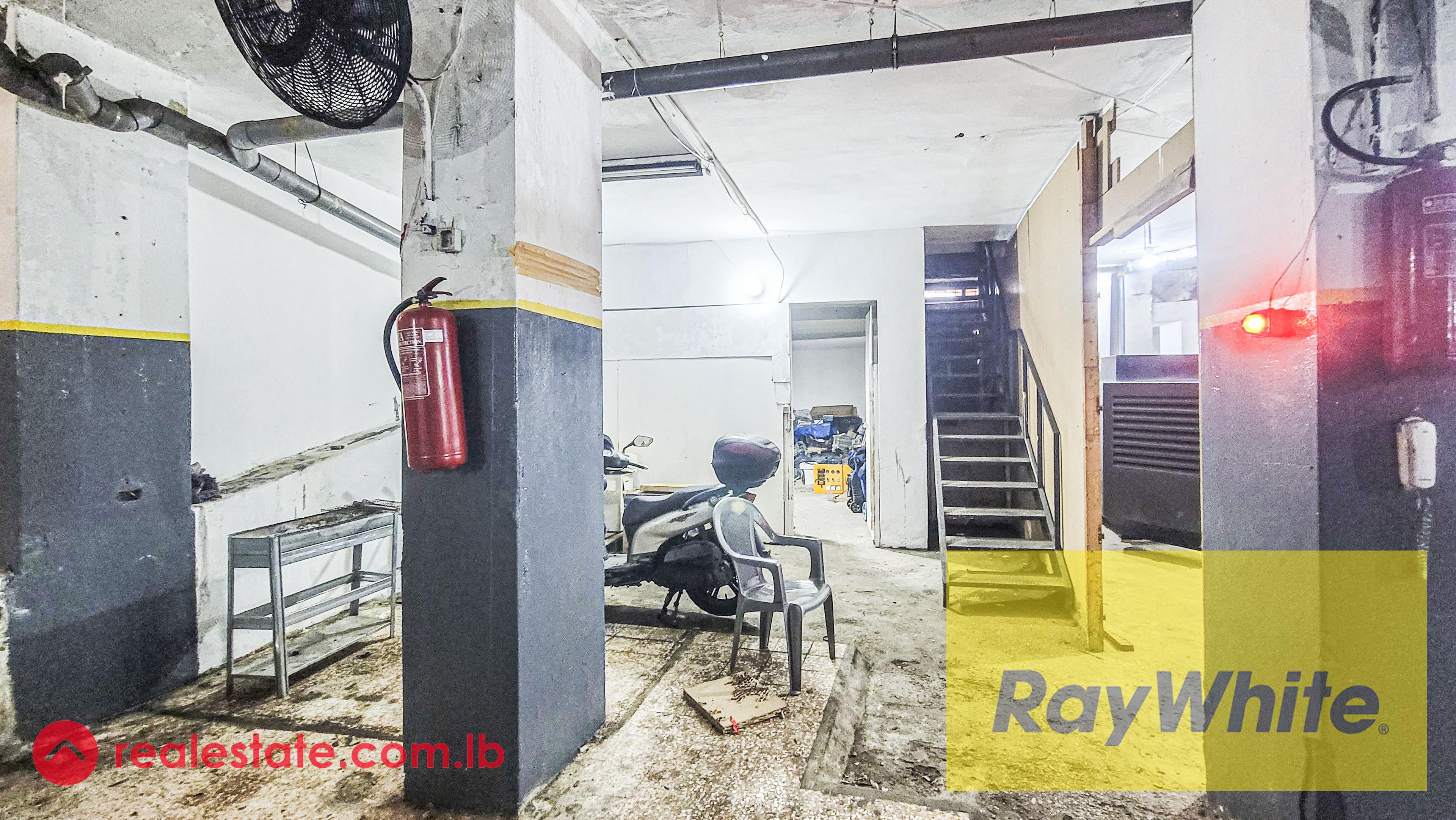 Warehouse for sale in Achrafieh