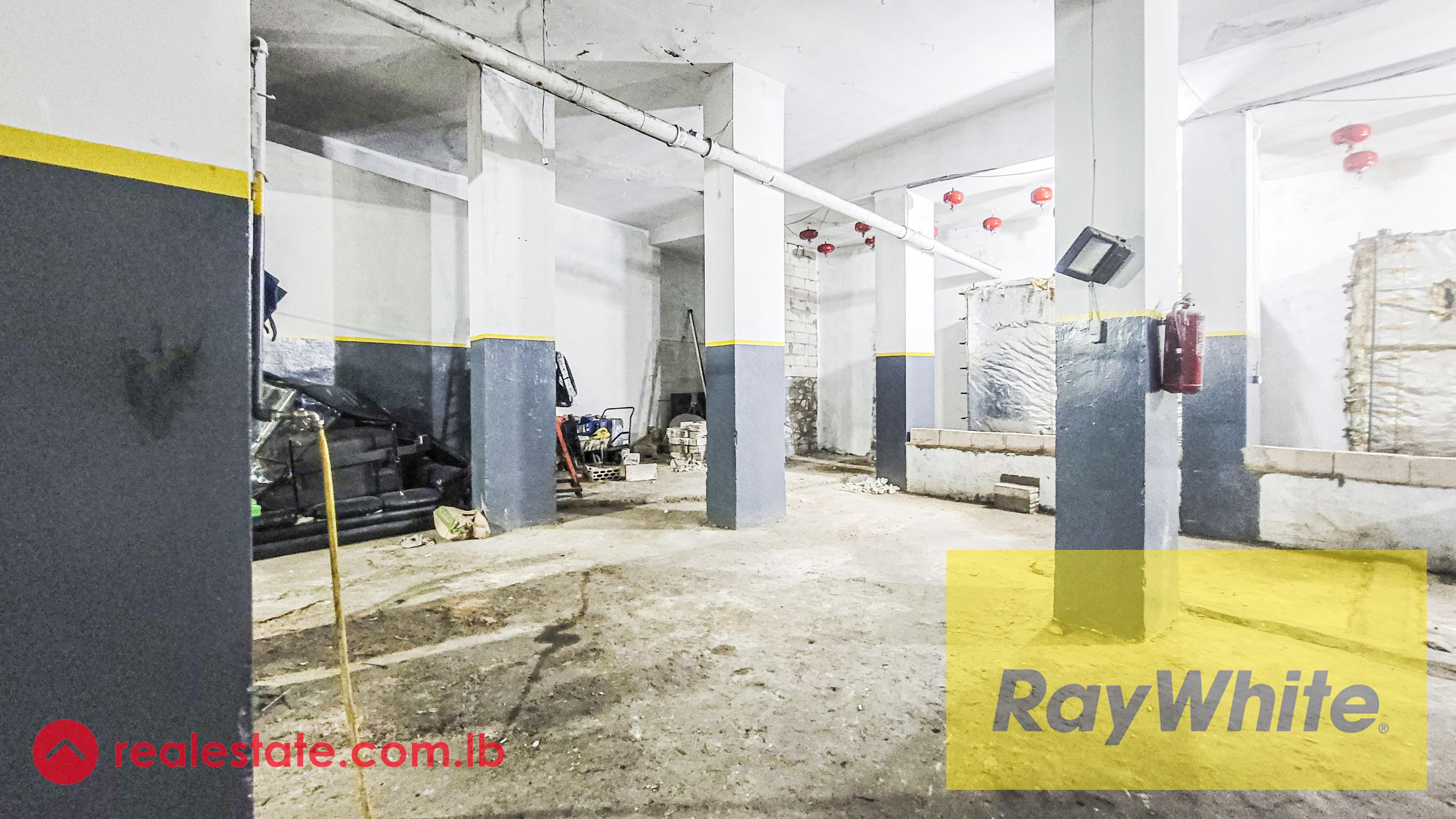 Warehouse for sale in Achrafieh