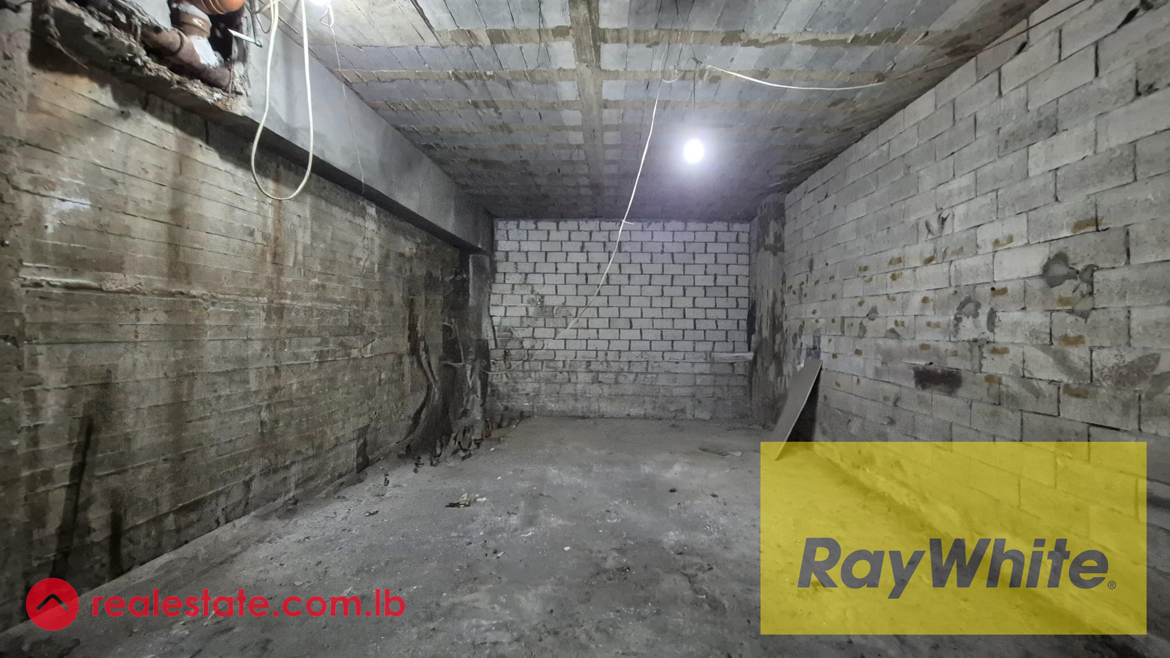 Office for sale in Achrafieh