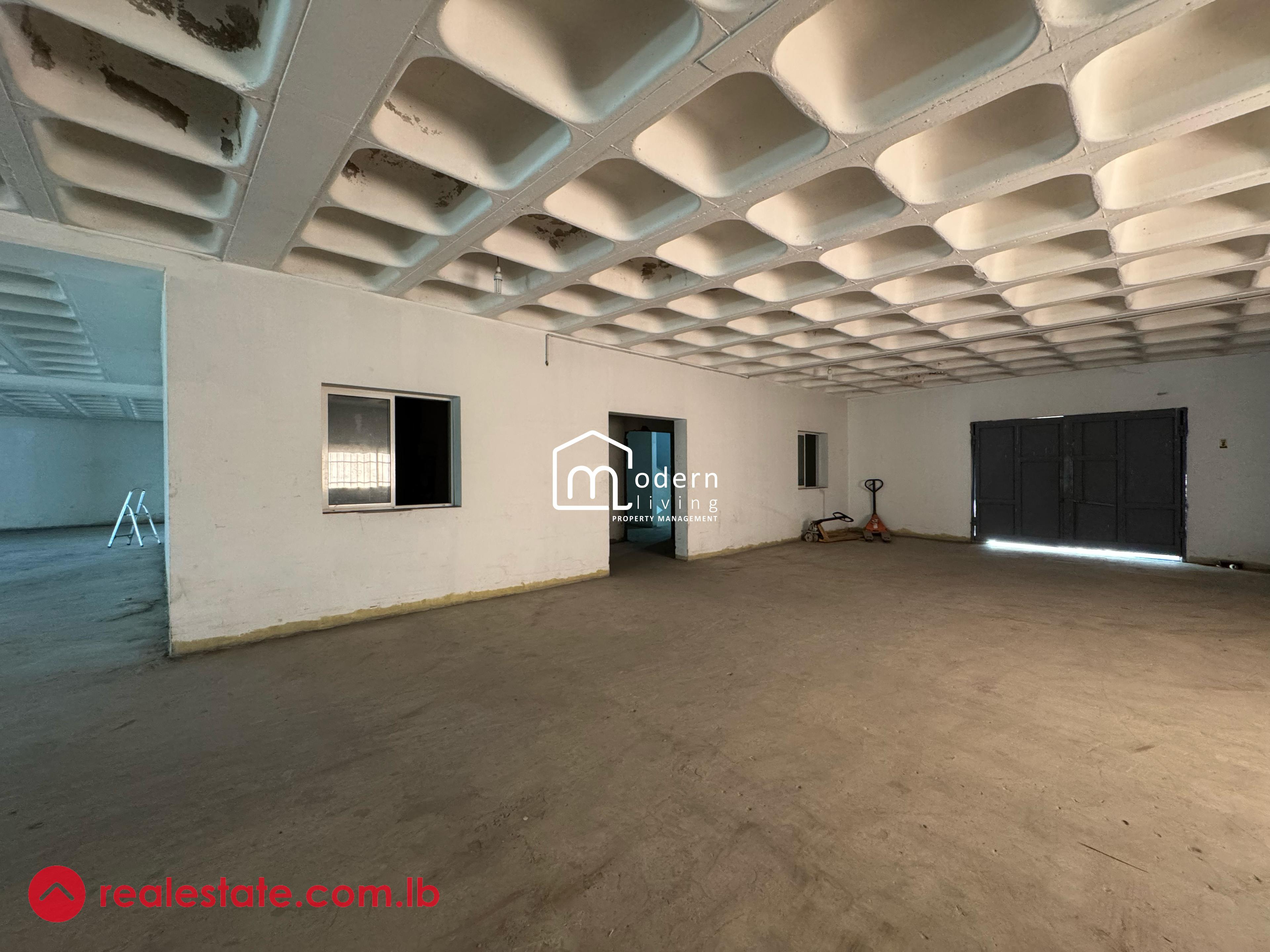 4 Floors | 4,200 Sqm | Warehouse For Rent in Roumieh