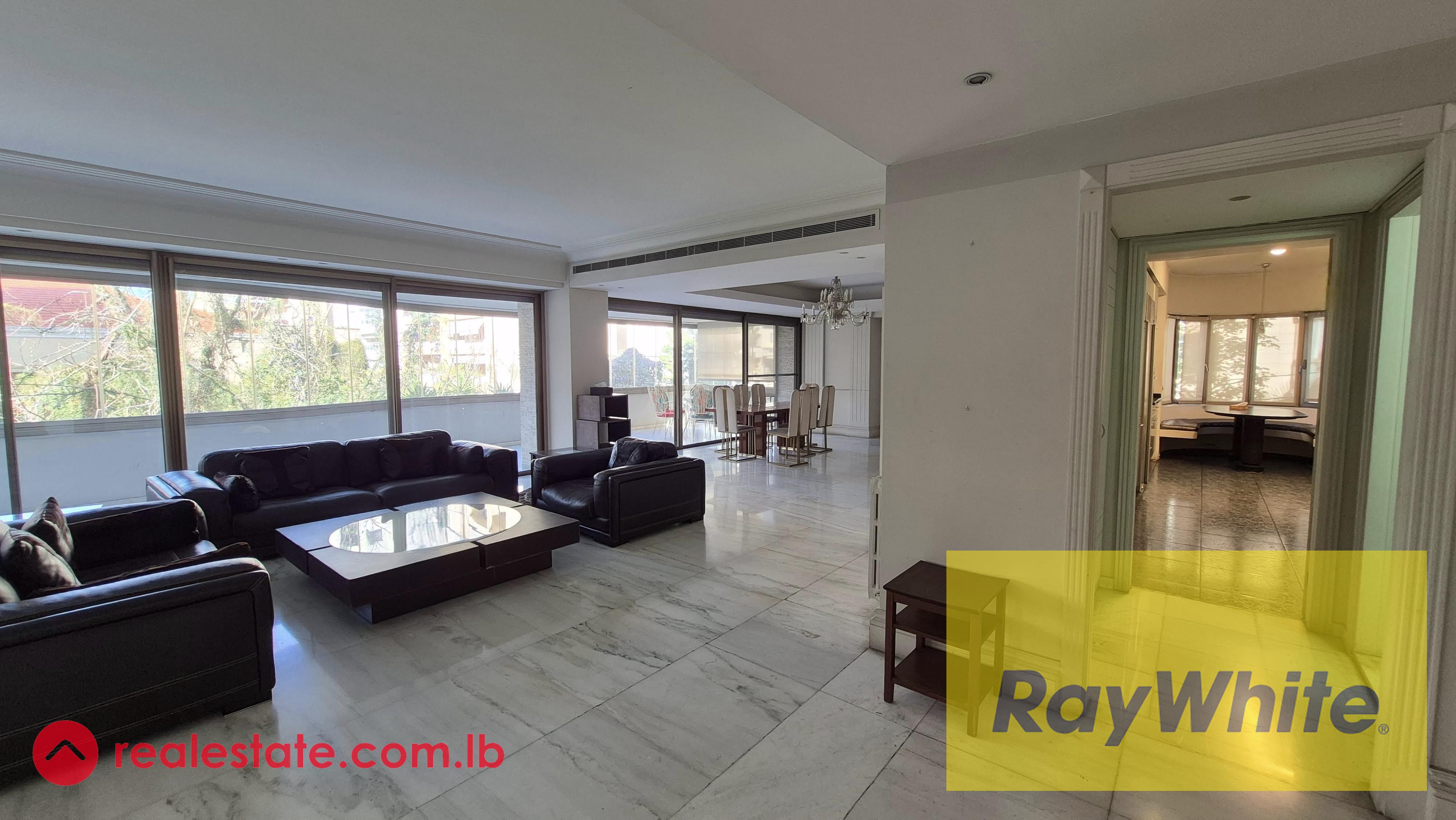 For Rent Luxurious Apartment in Achrafieh
