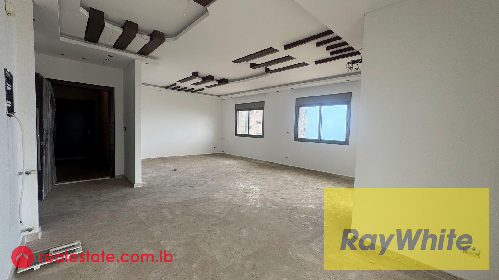 Apartment +Roof for sale in Mazraat Yachouh