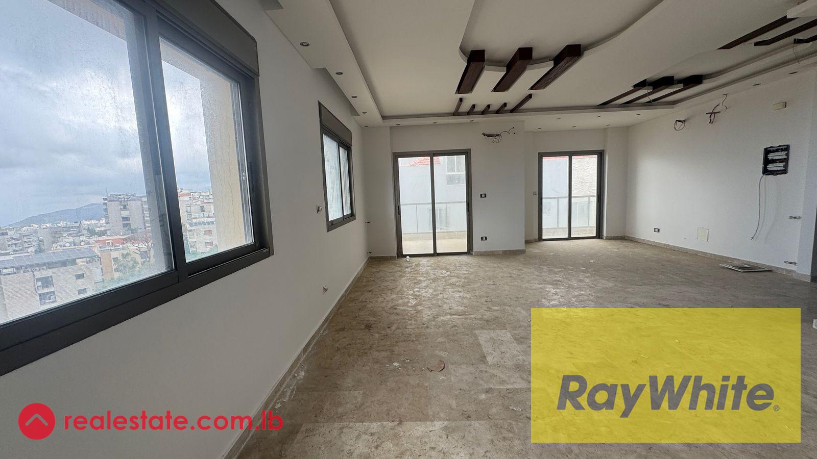 Apartment +Roof for sale in Mazraat Yachouh