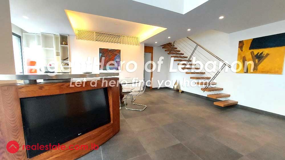 Lovely Loft | High Ceiling | Large Terrace