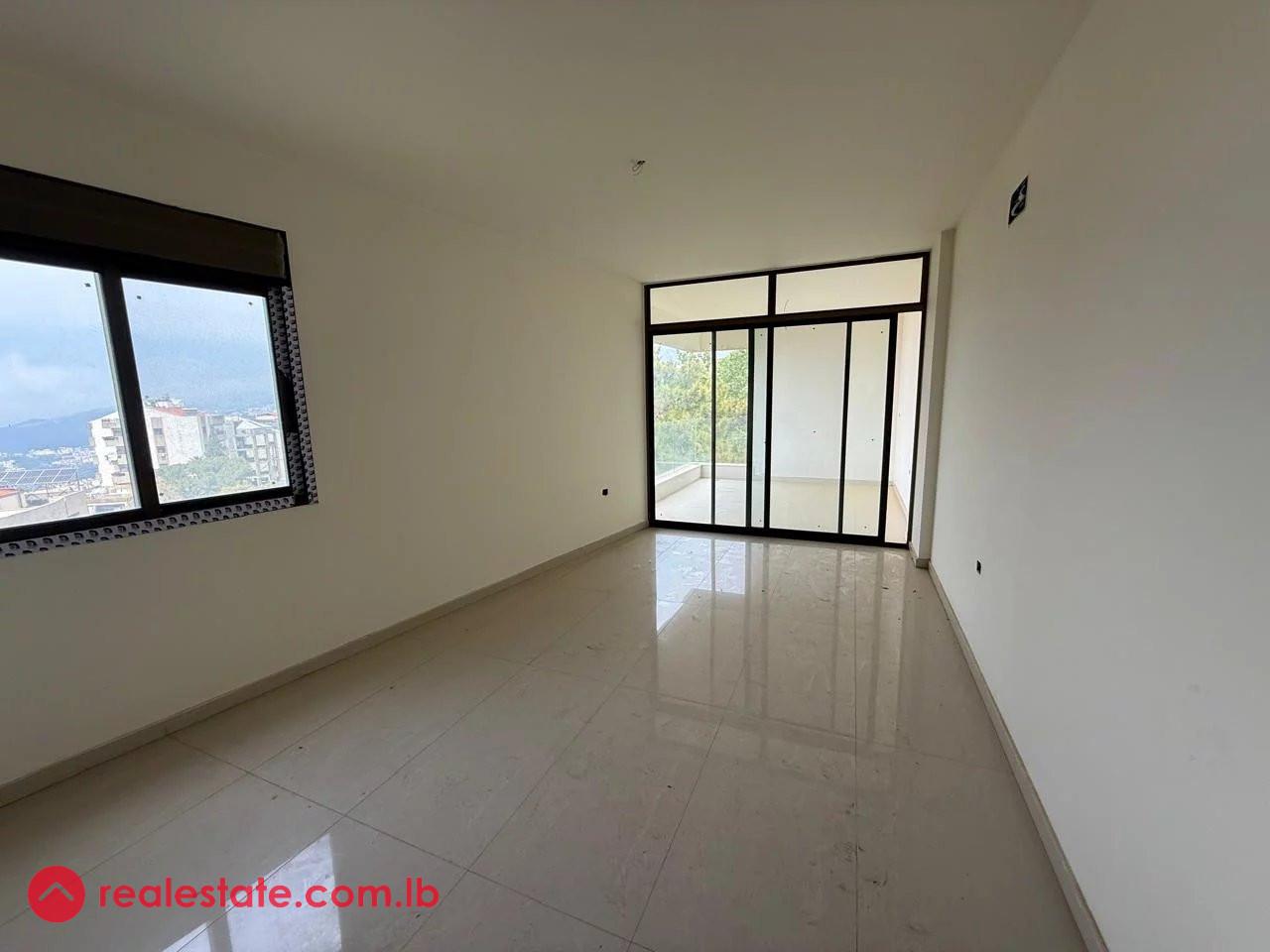 Modern 2-Bedroom Residence