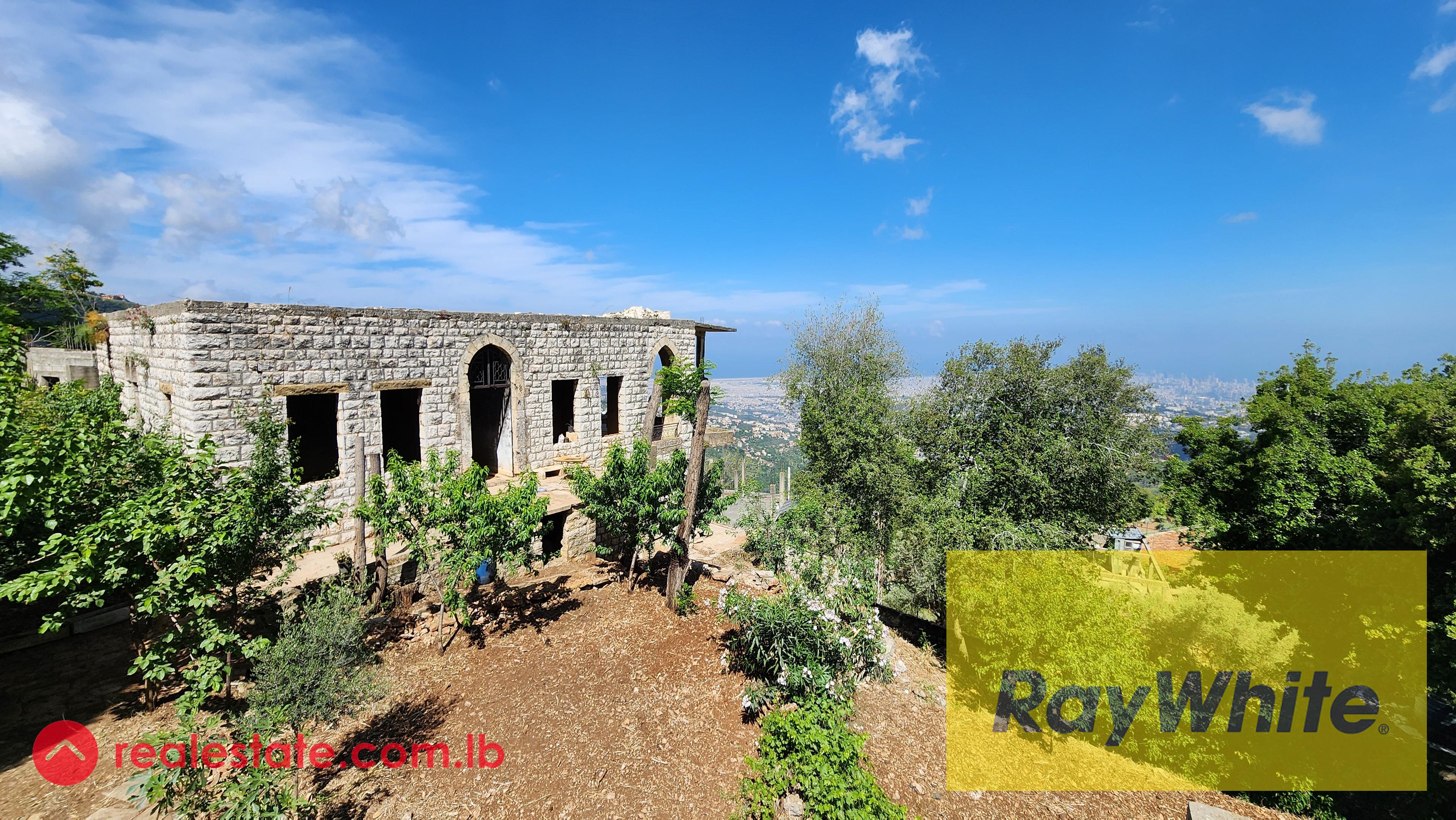 Land with Traditional Stone House For Sale in Aley