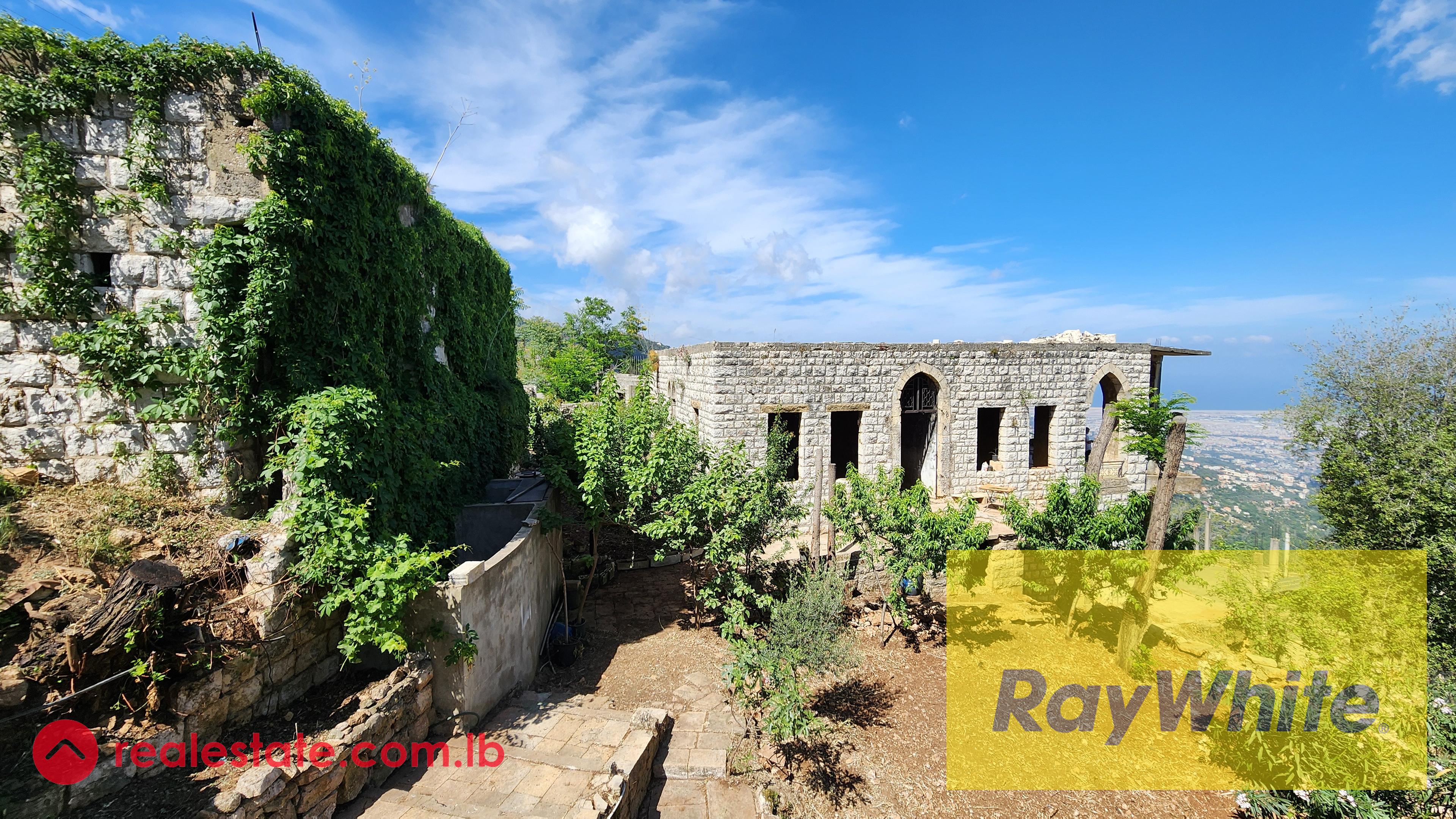 Land with Traditional Stone House For Sale in Aley