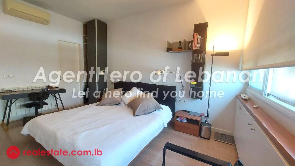 Beautiful Building | Well Decorated | Calm Street