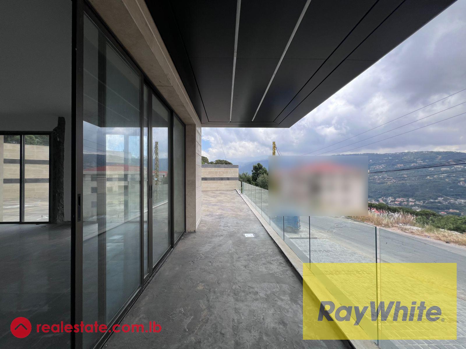 3BR apartment in Baabdat - Sale, Terrace