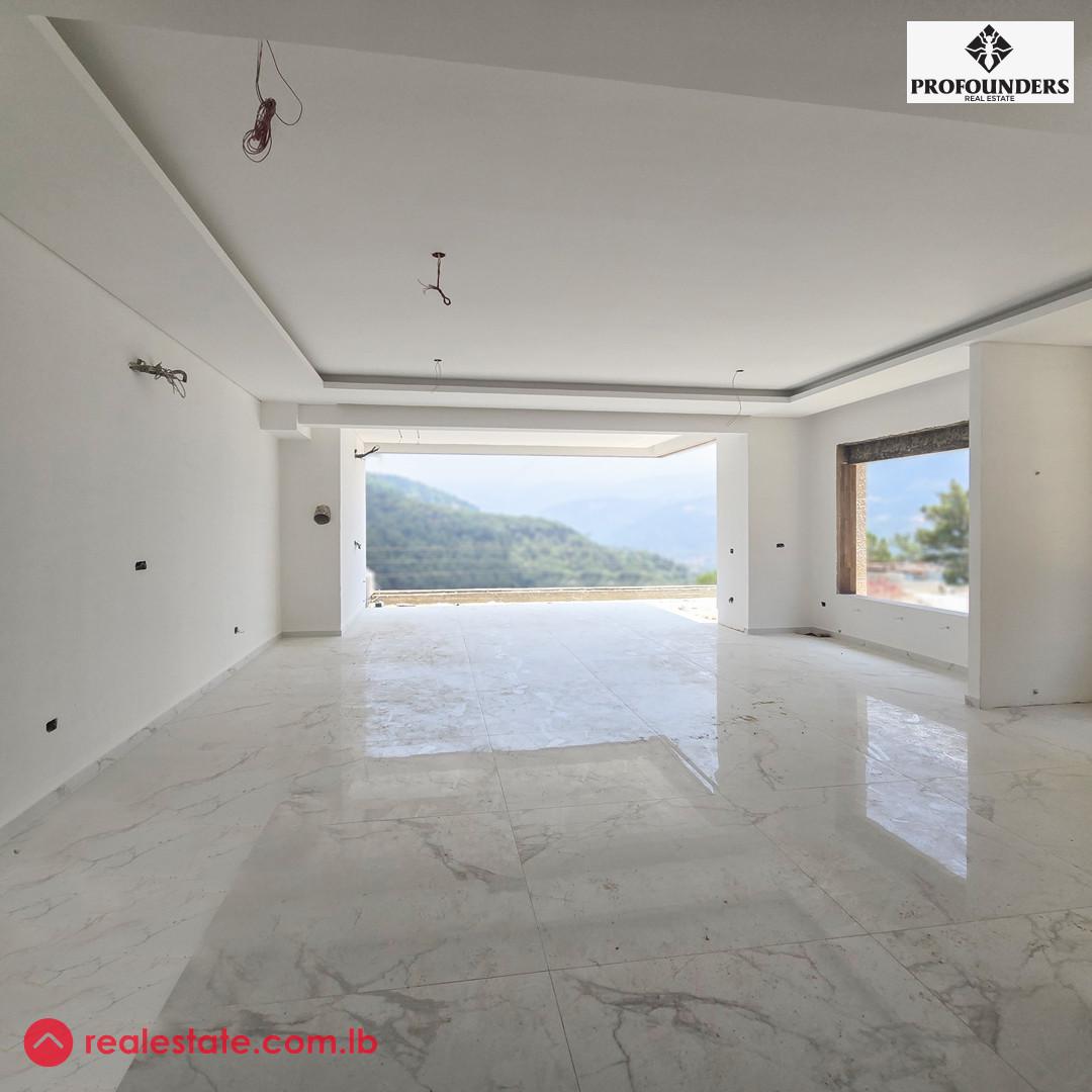 Apartment with Terrace, Garden & View for Sale in Baabdat