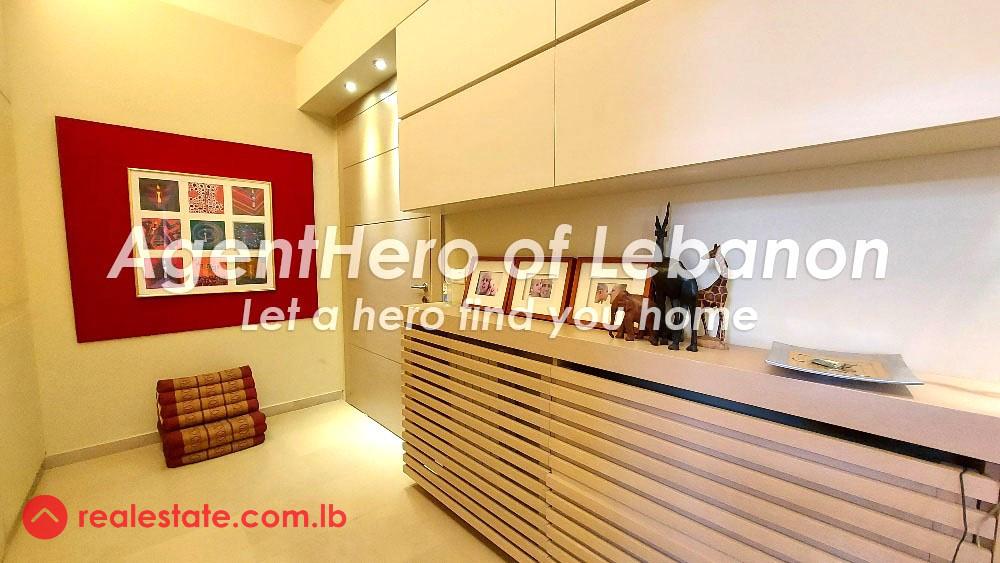 The Identity Apt | Heart Of Achrafieh | Nice Balcony