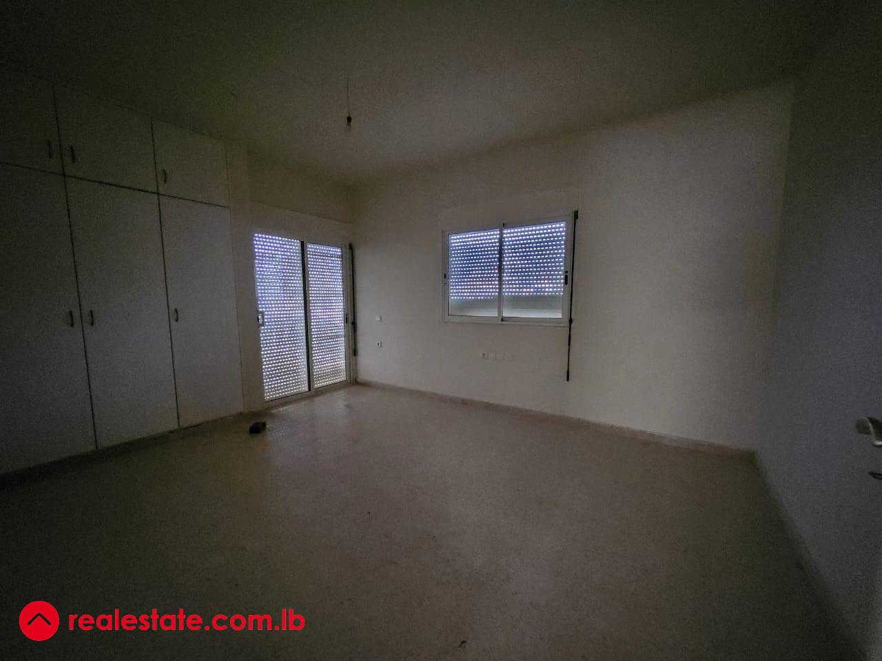Whole Building for Sale in Baabdat