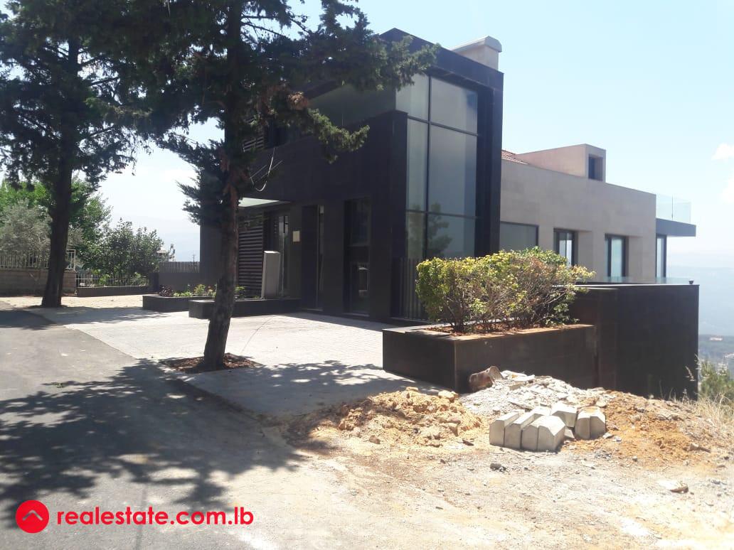 High End Apartment for Sale + Great View