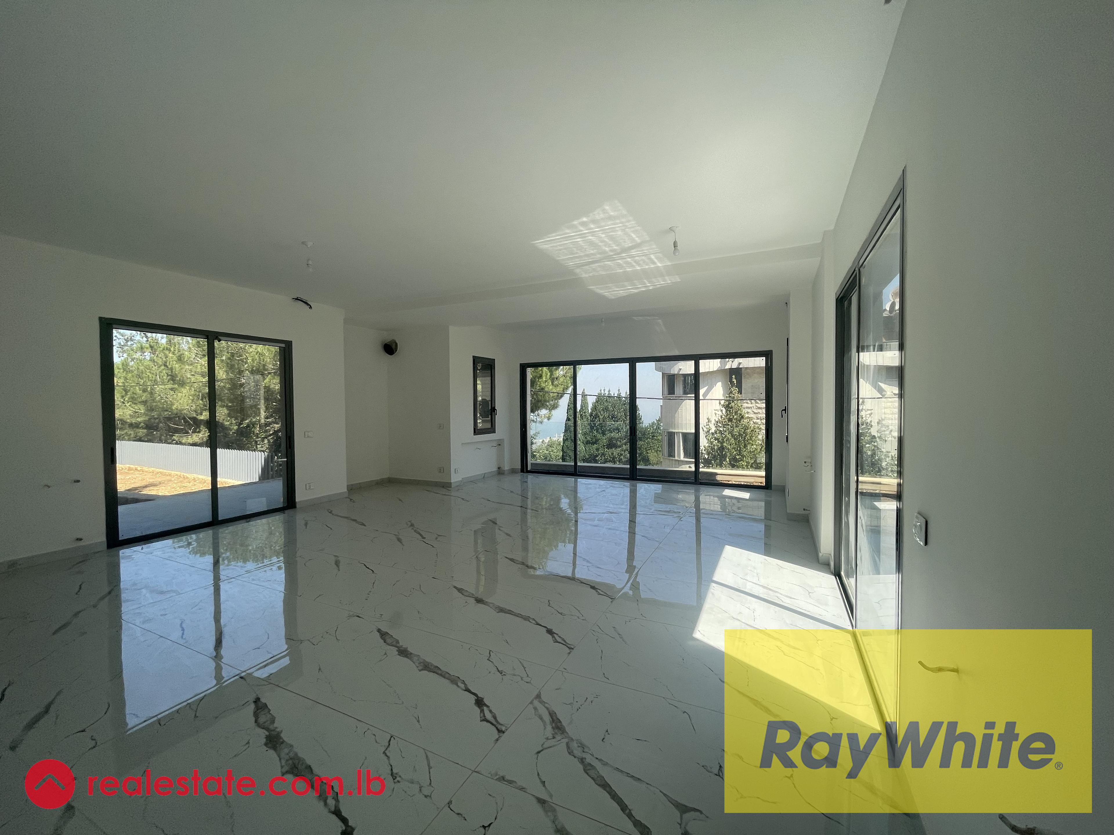 Luxurious 400 SQM Garden Apartment for Sale
