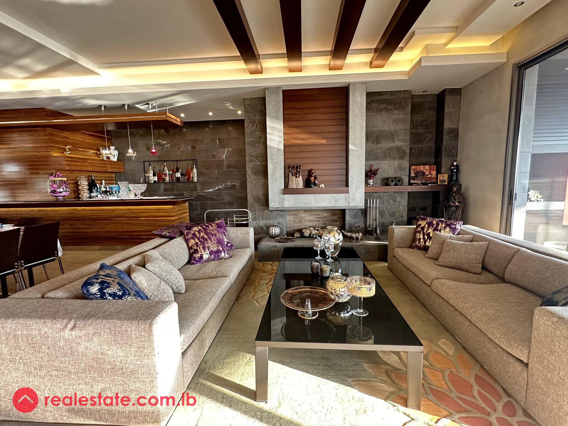 High-end Fully Decorated Apartment in El Biyada For Sale - Panoramic Views