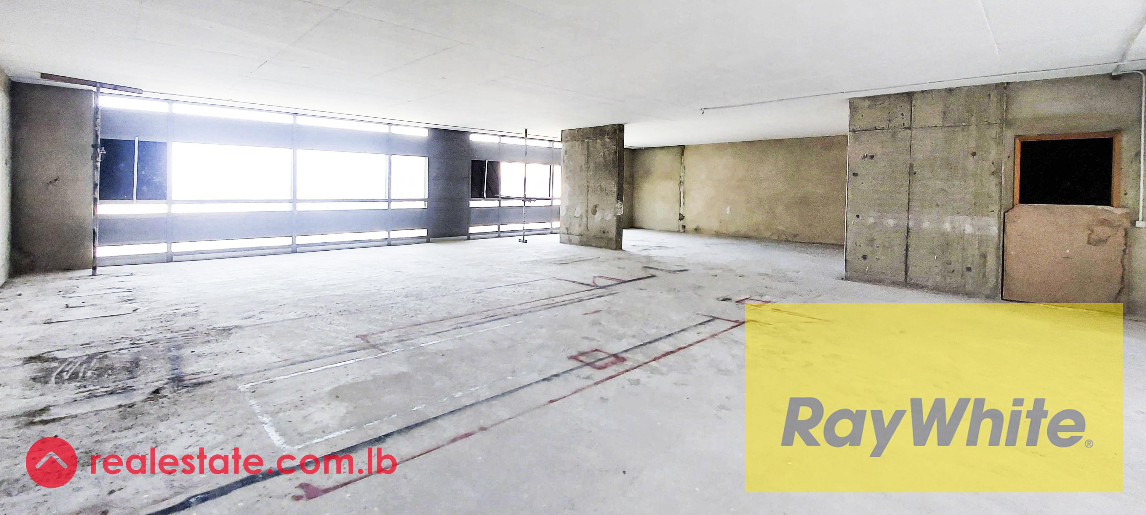 Office for Rent in Downtown – Prime Location