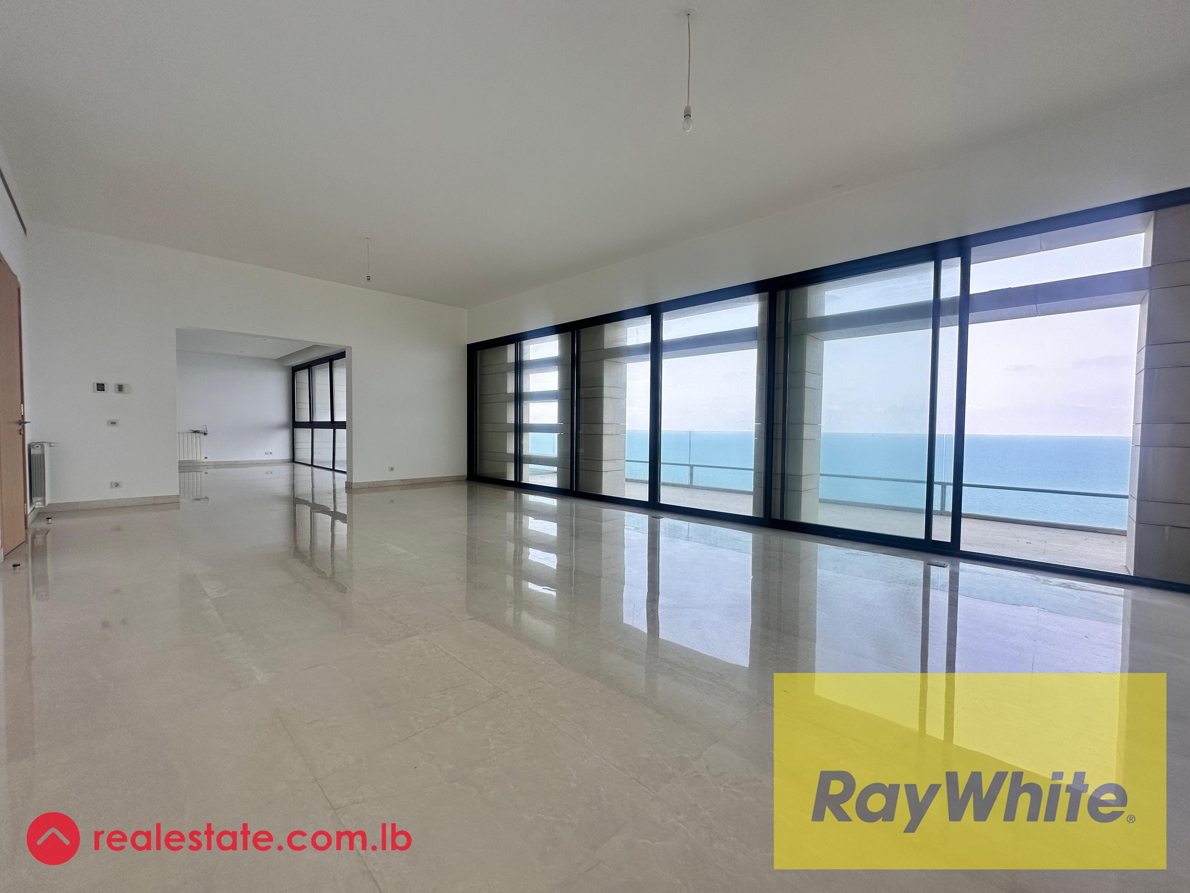 Luxury Seafront Apartment for Rent – Manara, Beirut