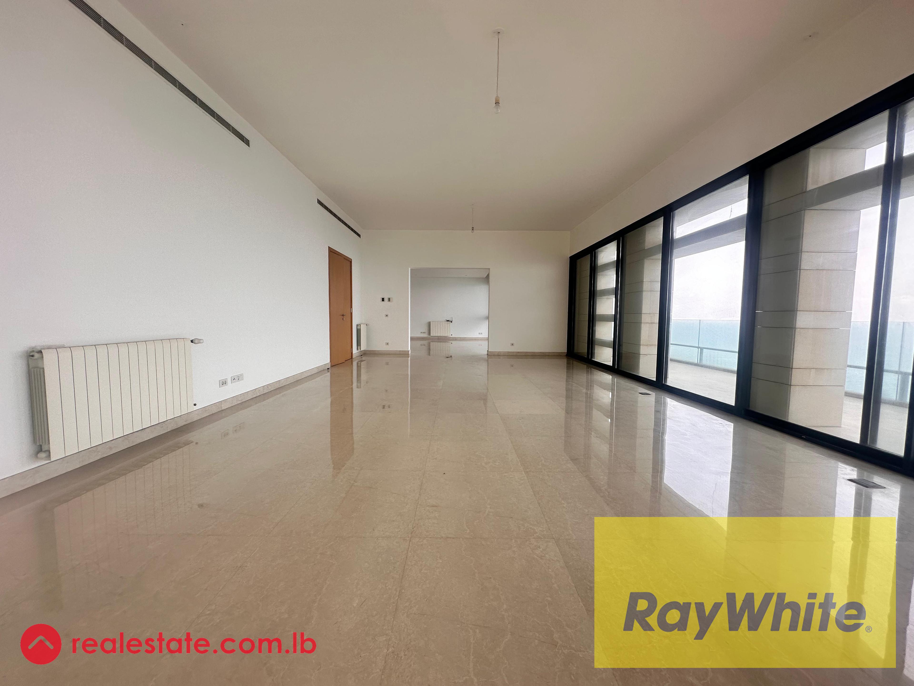 Luxury Seafront Apartment for Rent – Manara, Beirut