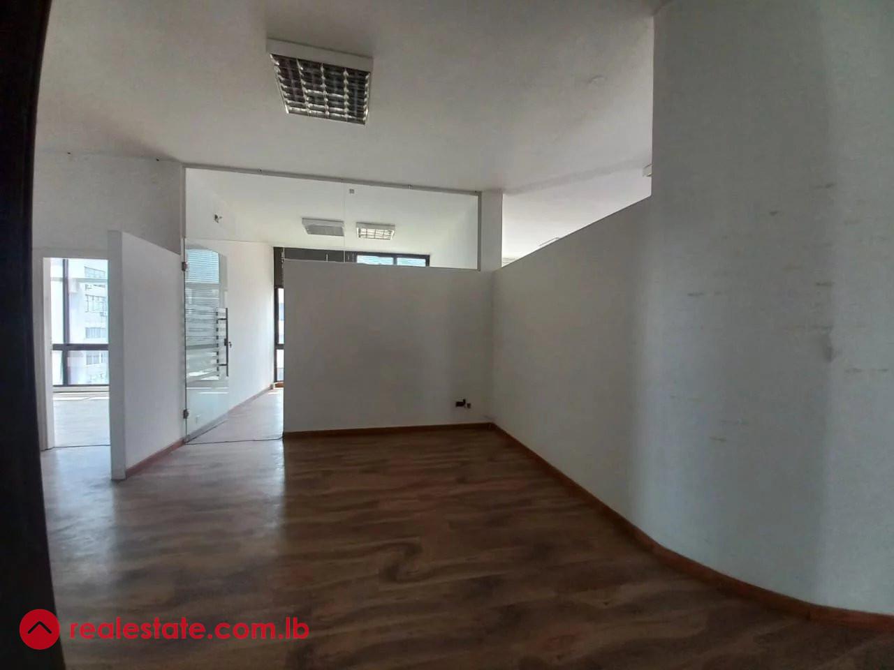 Office For Rent in Mirna Chalouhi!