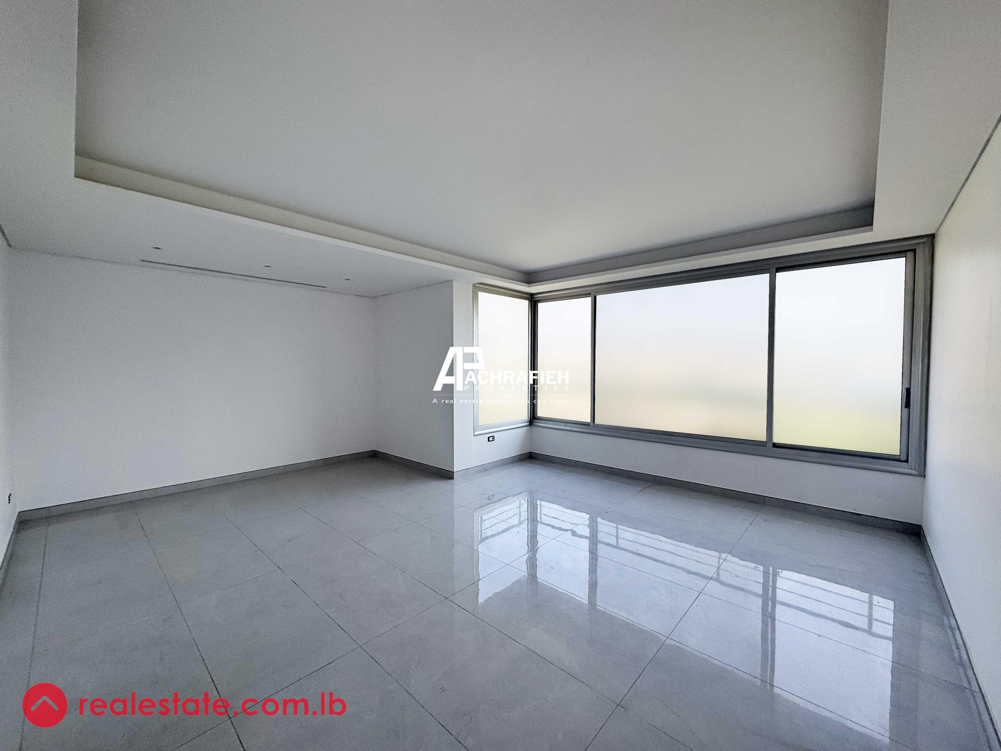160 Sqm - Apartment For Sale in Achrafieh