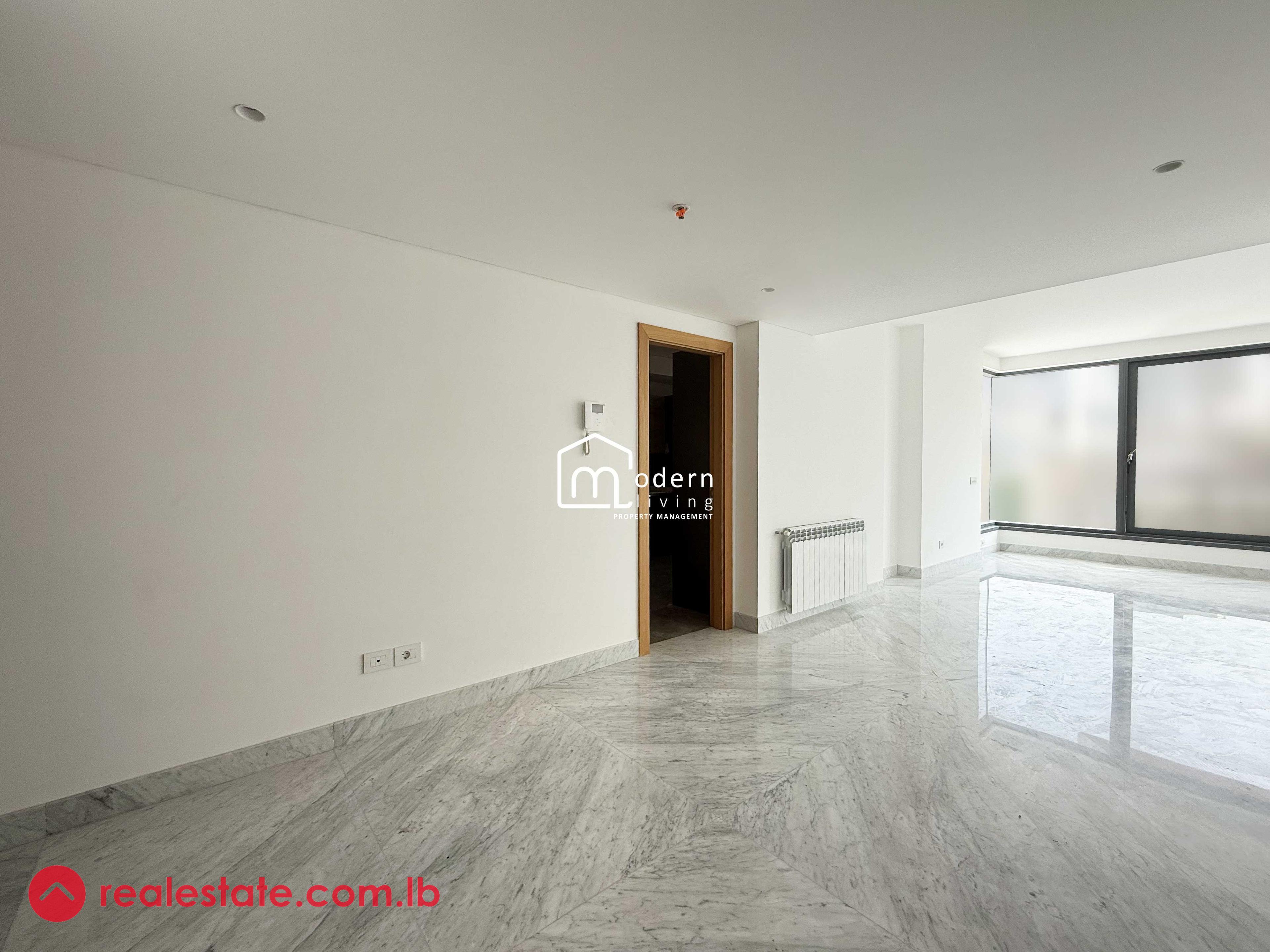 Sea View | 270 Sqm | Apartment For Rent in Ain Al Mreisseh